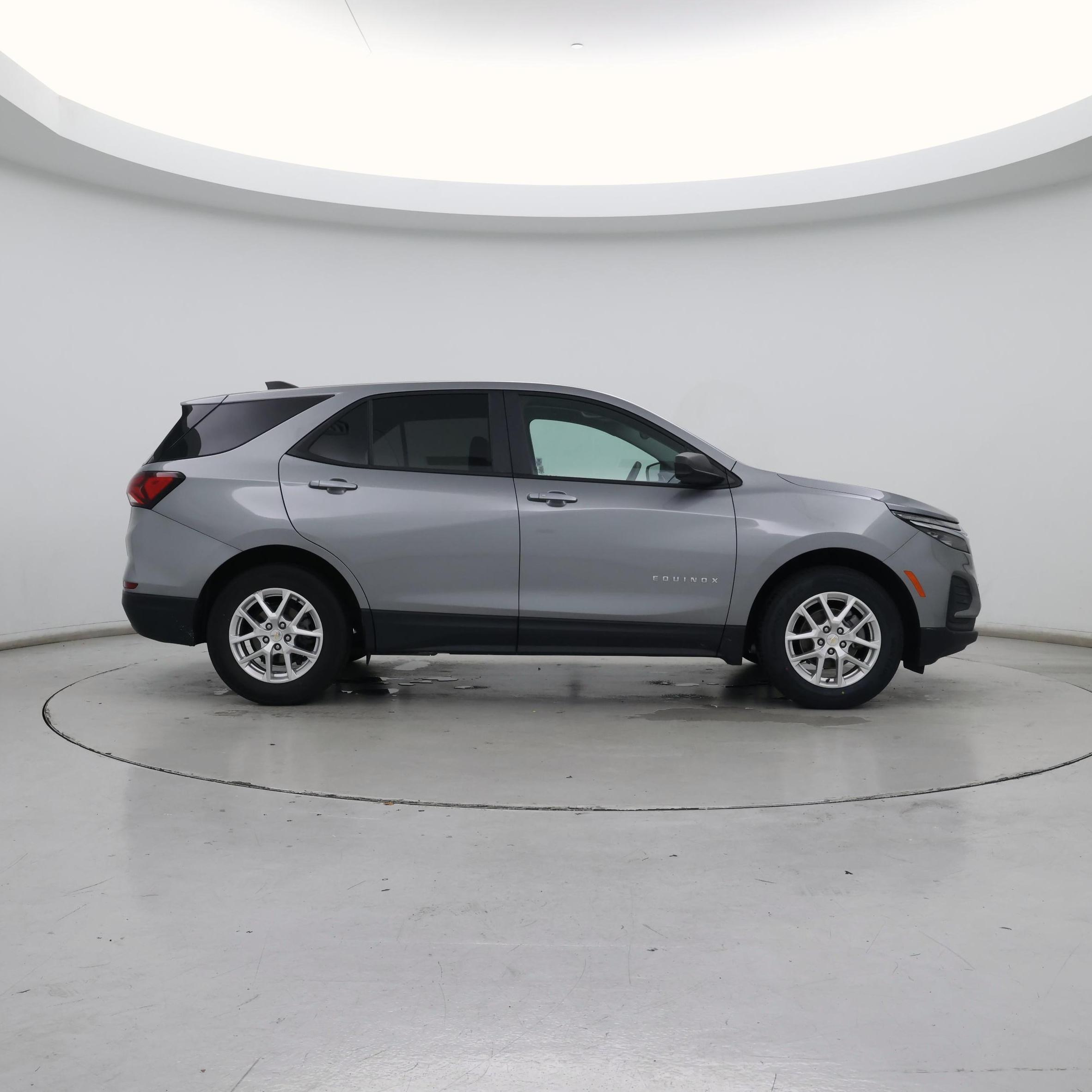 Thumbnail: 2023 Chevrolet Equinox - 7