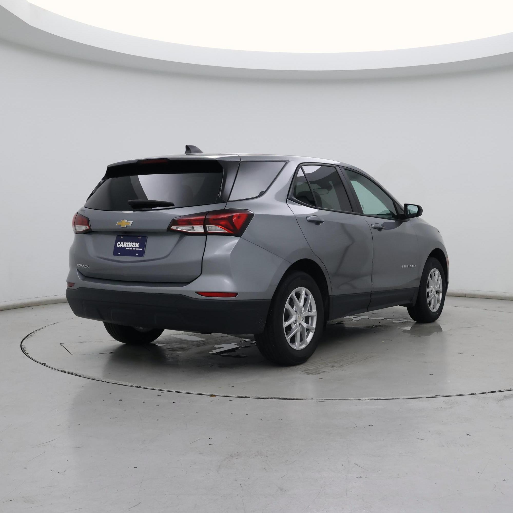 Thumbnail: 2023 Chevrolet Equinox - 8