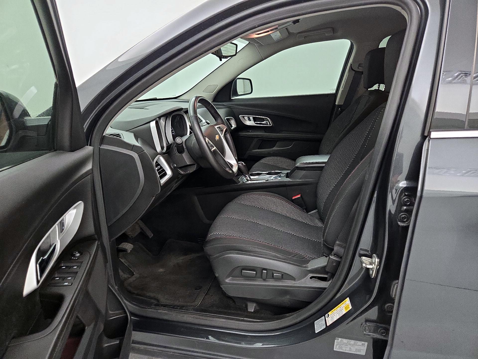Thumbnail: 2017 Chevrolet Equinox - 11