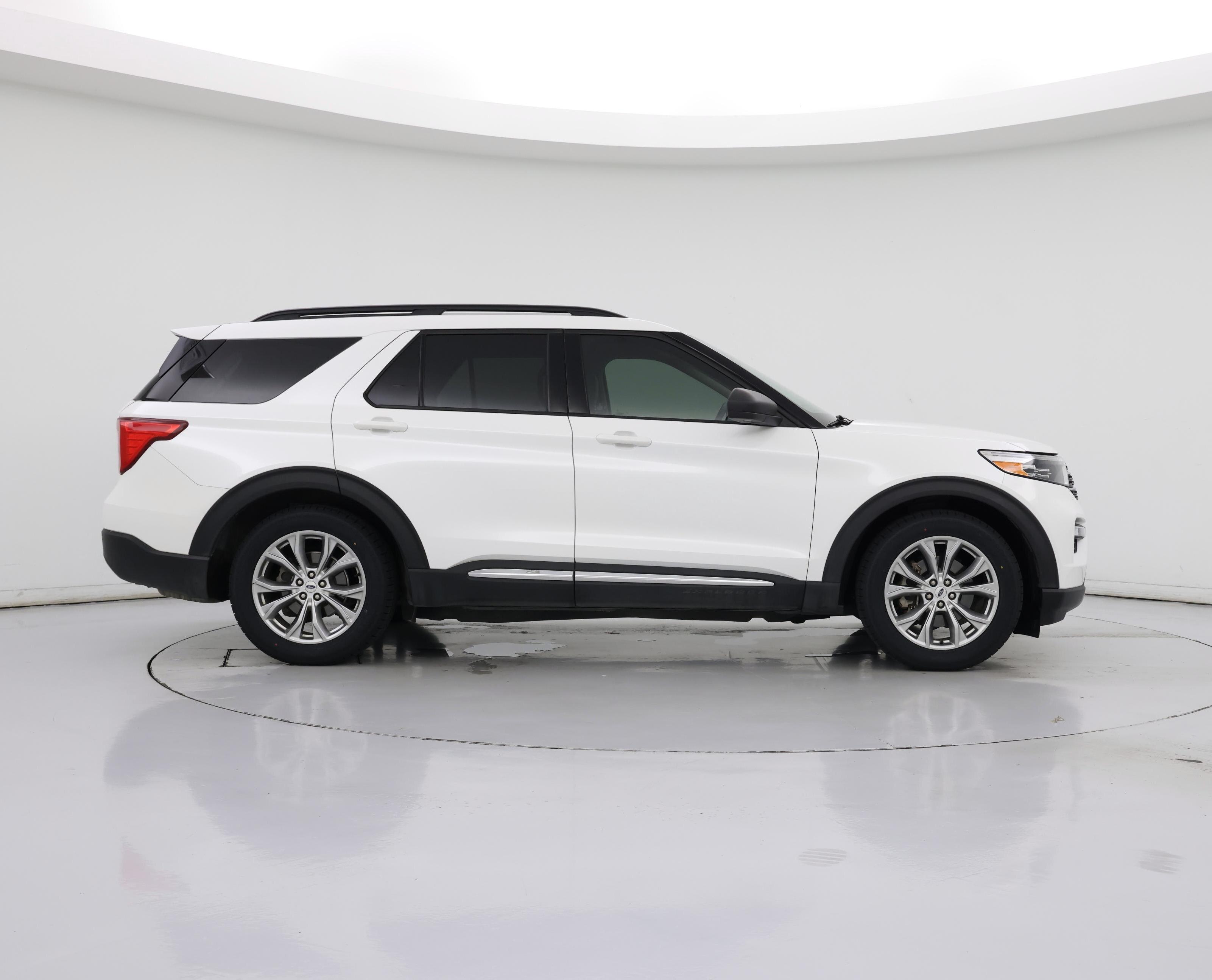 Thumbnail: 2020 Ford Explorer - 7