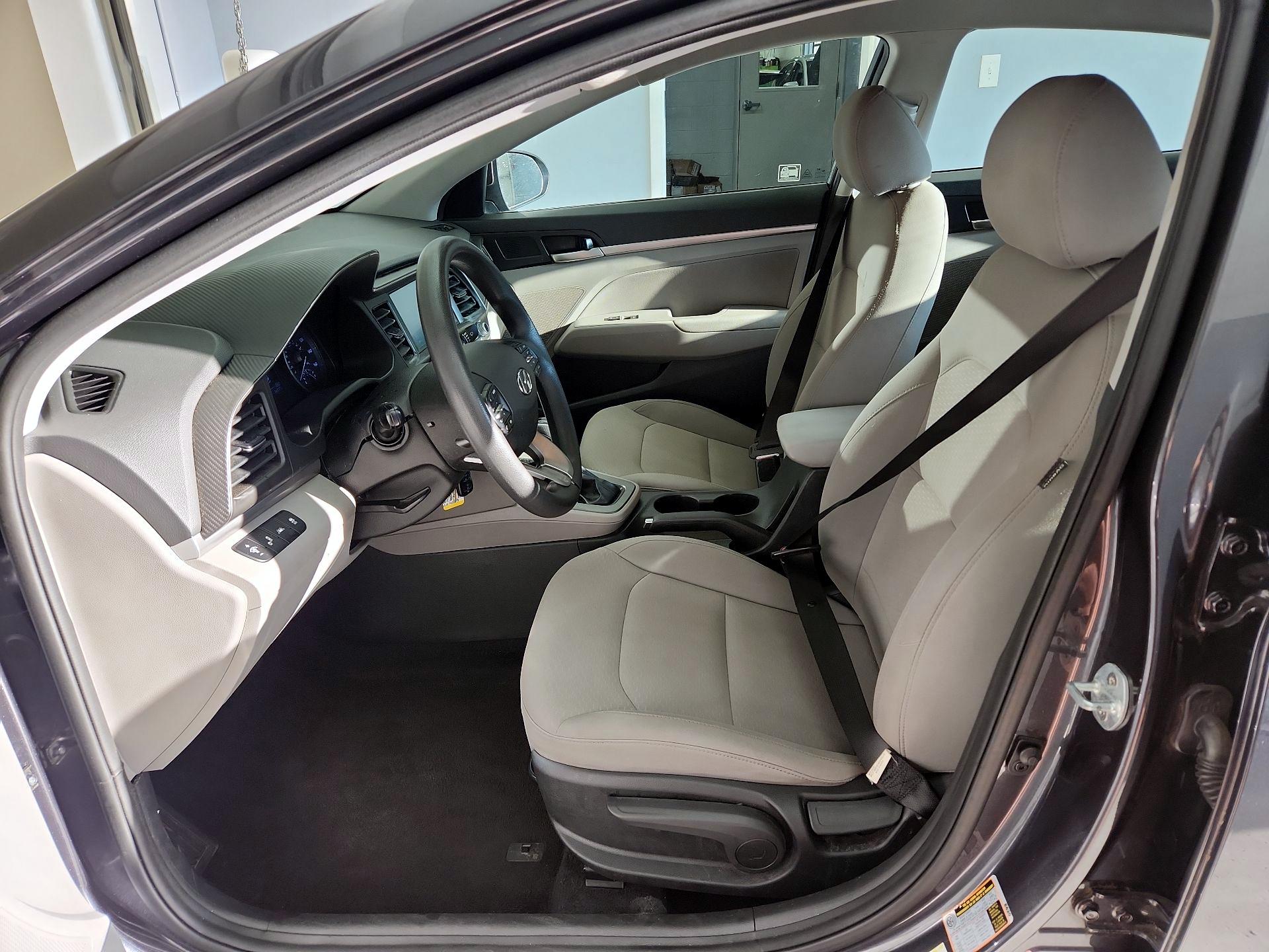 Thumbnail: 2020 Hyundai Elantra - 11
