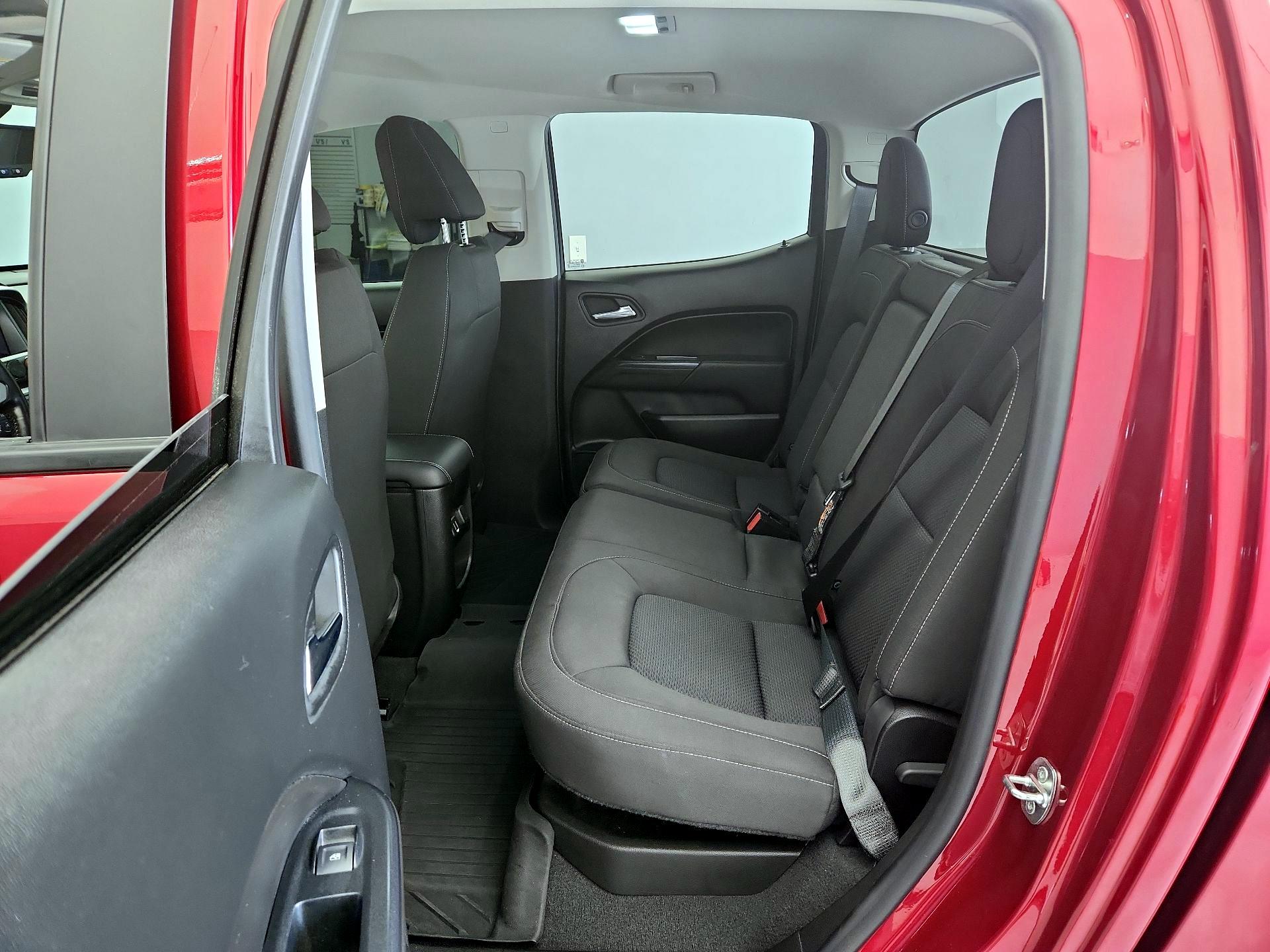 Thumbnail: 2021 Chevrolet Colorado - 19