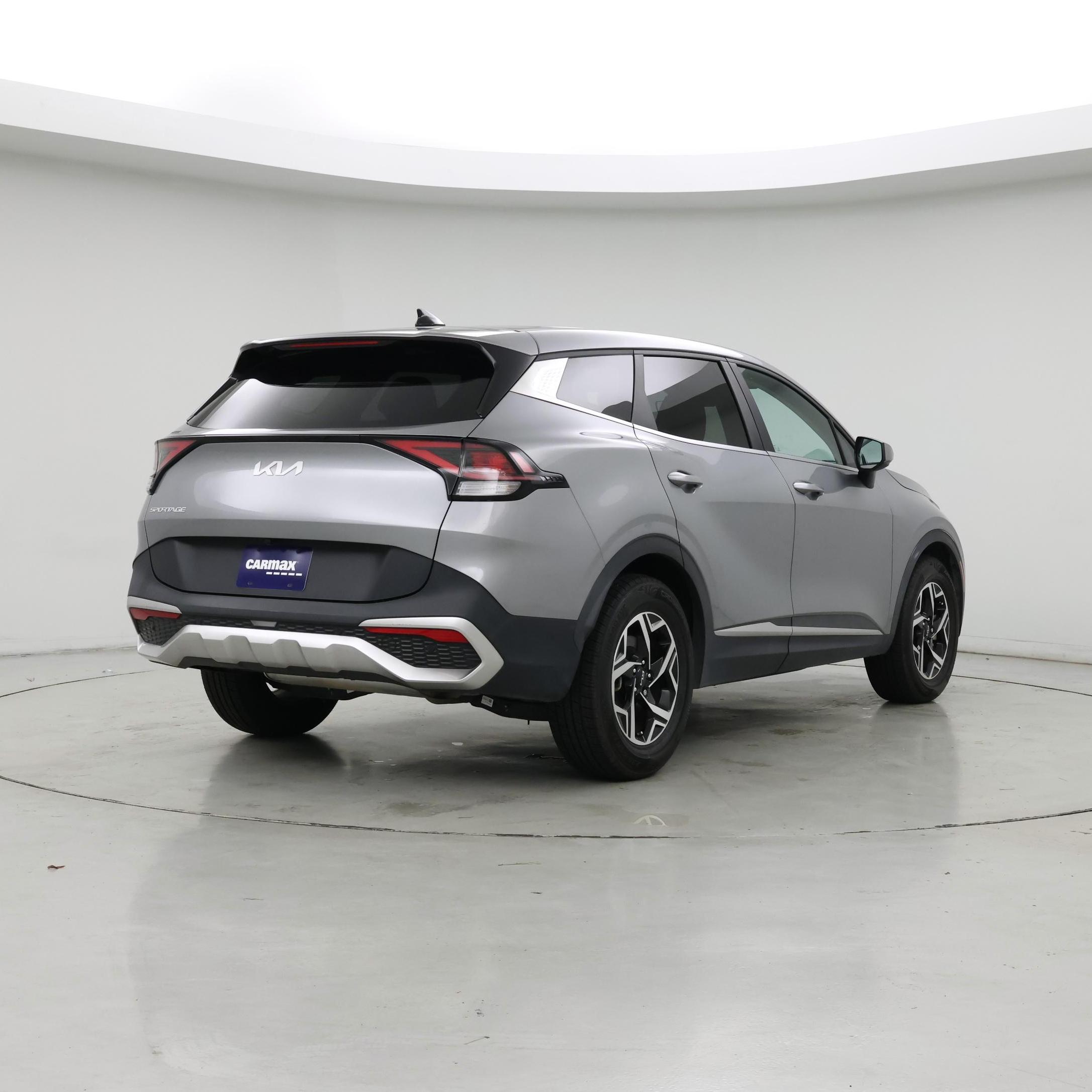 Thumbnail: 2023 Kia Sportage - 8