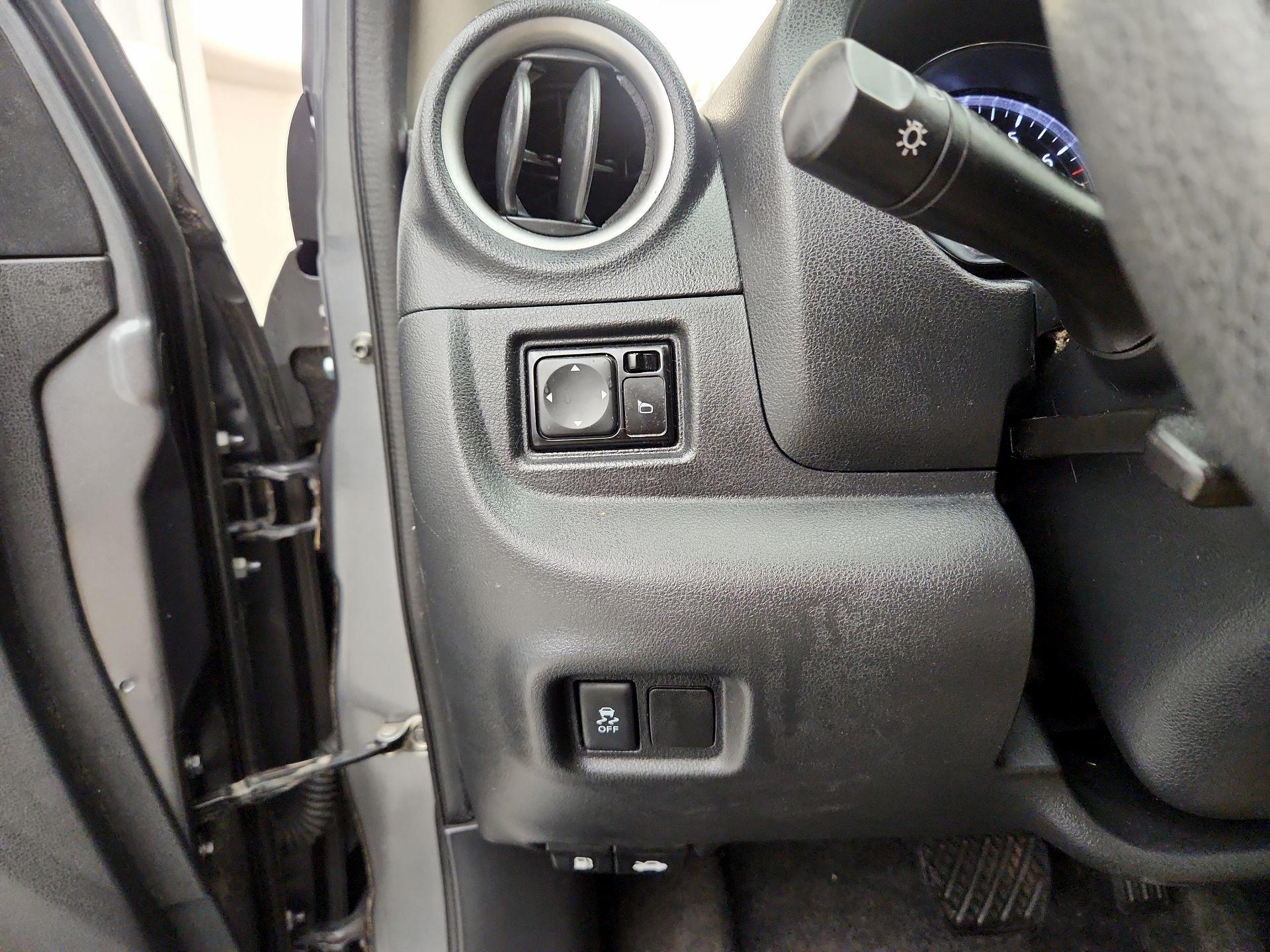 Thumbnail: 2018 Nissan Versa - 13