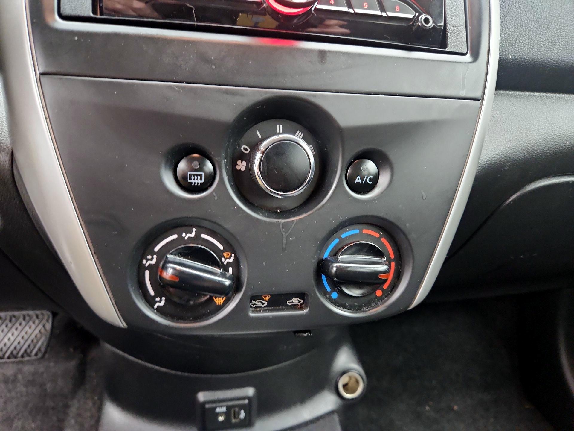 Thumbnail: 2018 Nissan Versa - 15