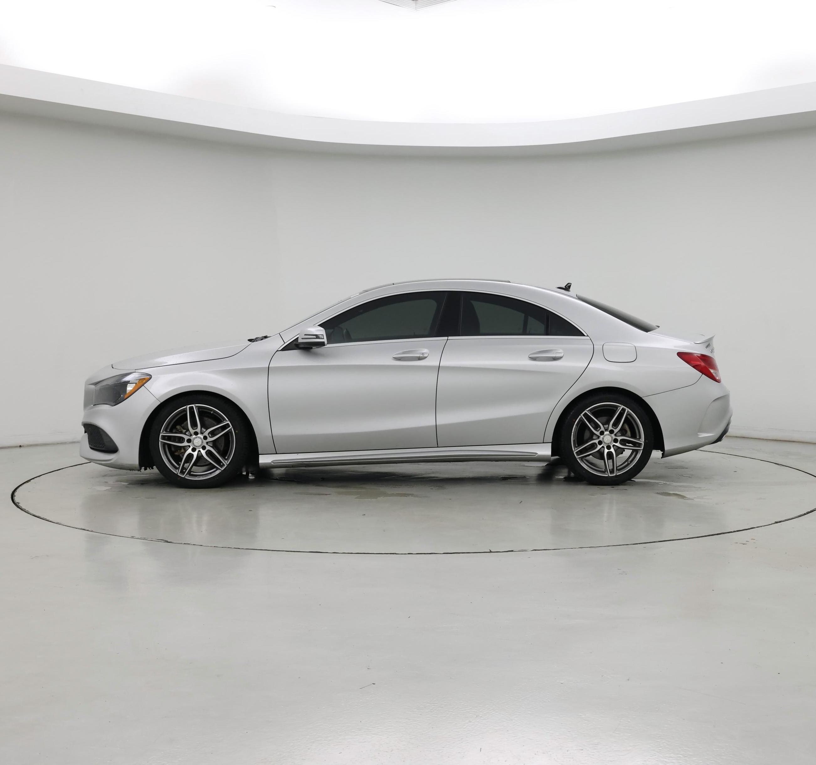 Thumbnail: 2017 Mercedes-Benz CLA - 3