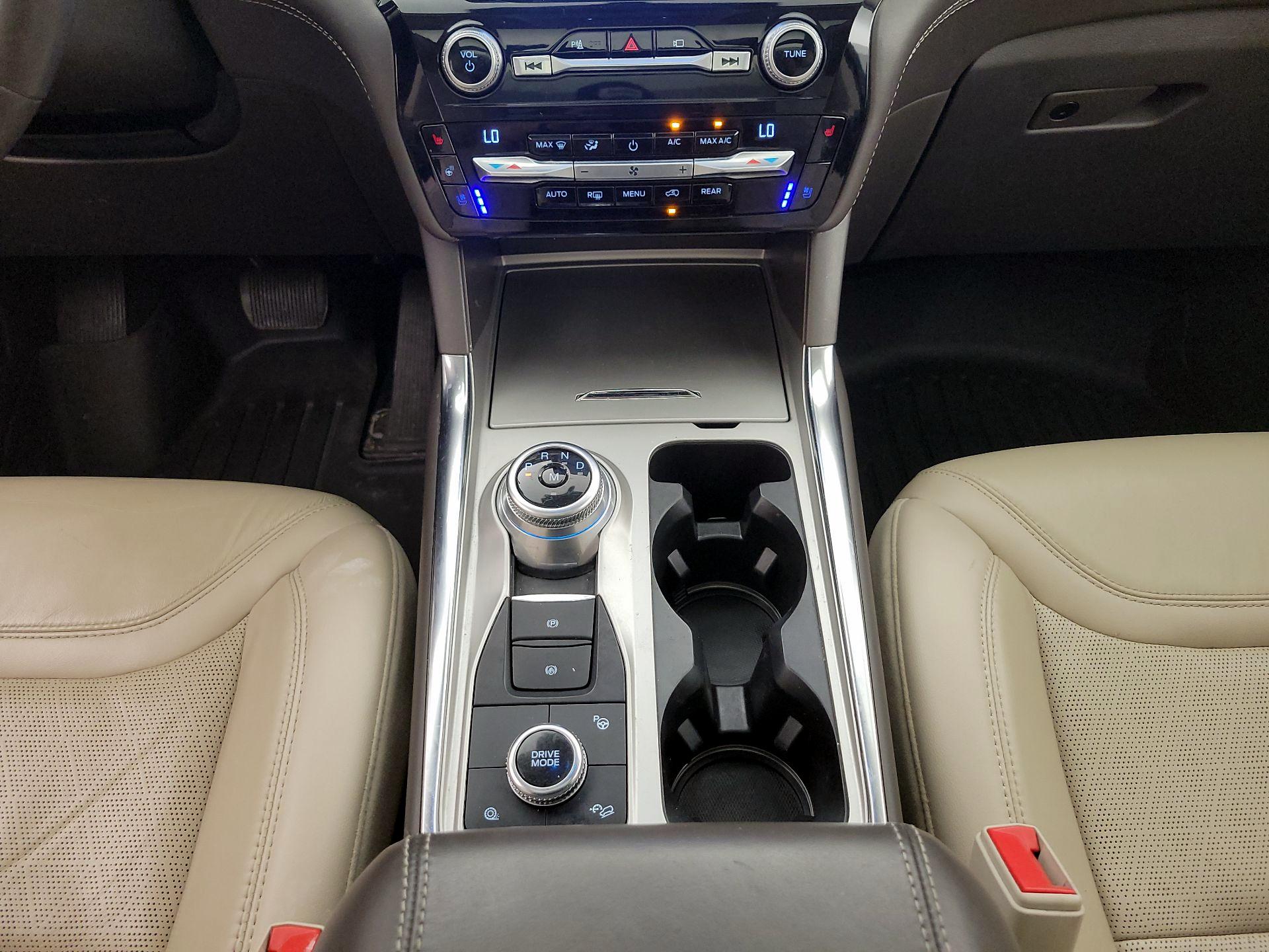 Thumbnail: 2021 Ford Explorer - 18