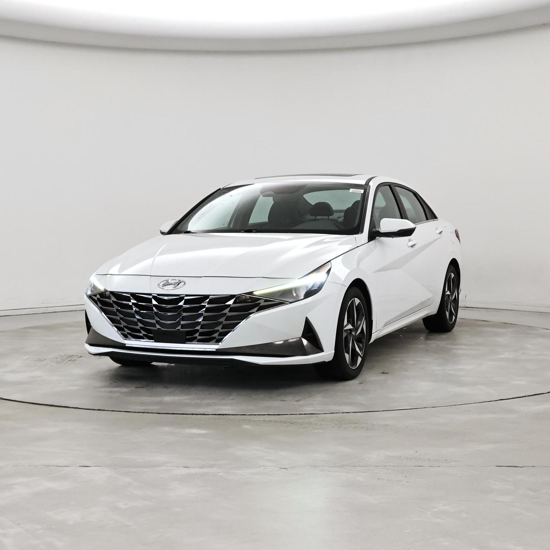 Thumbnail: 2022 Hyundai Elantra - 4