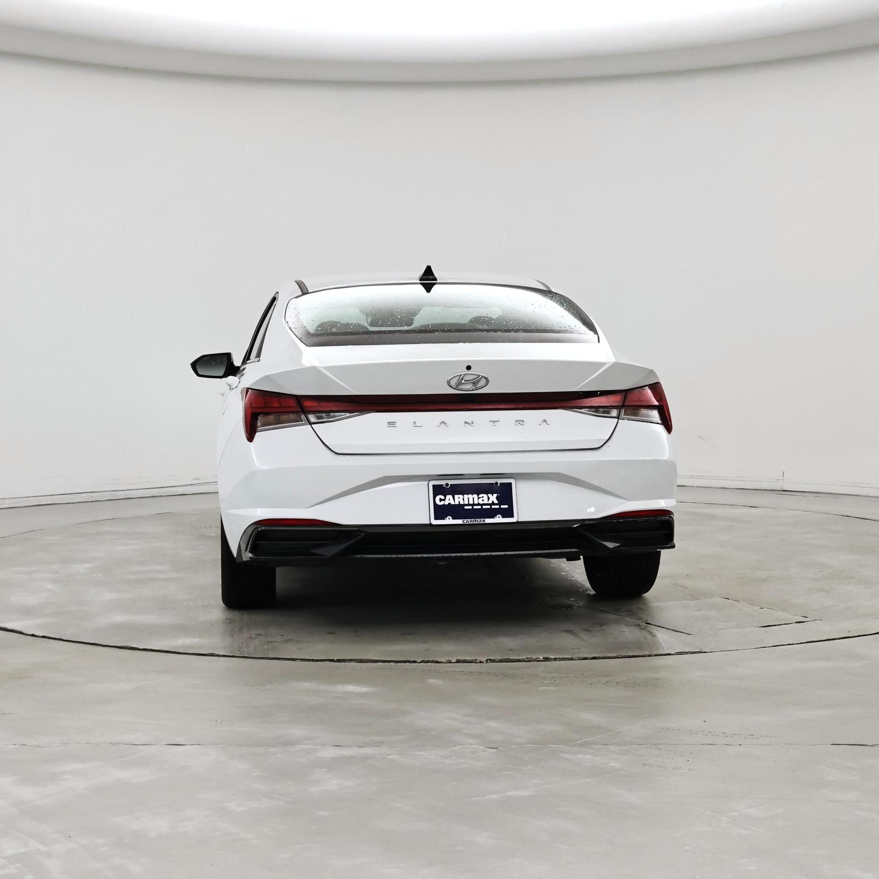 Thumbnail: 2022 Hyundai Elantra - 6