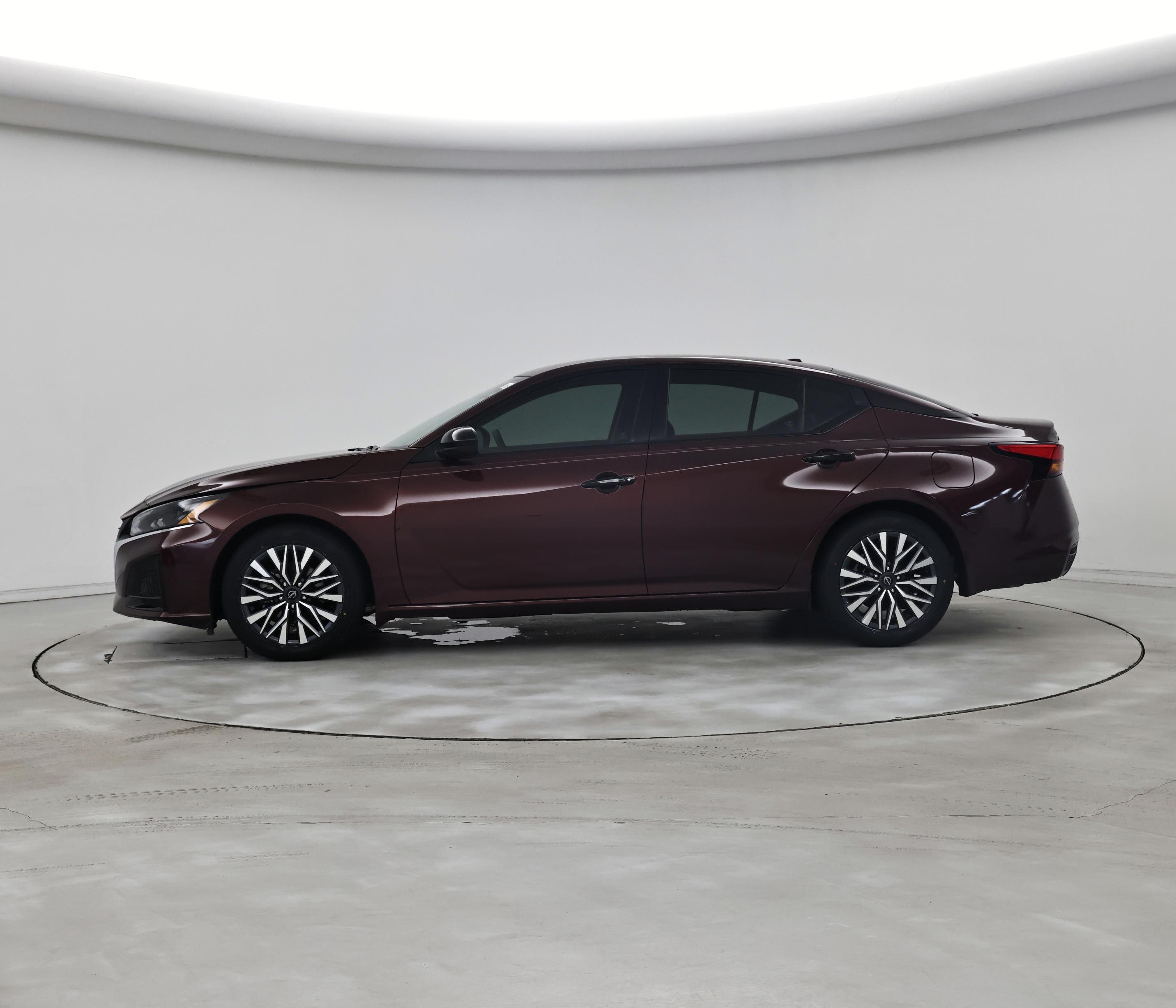 Thumbnail: 2023 Nissan Altima - 3