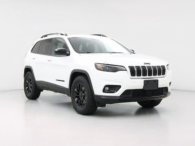 White 2023 Jeep Cherokee Altitude Lux
