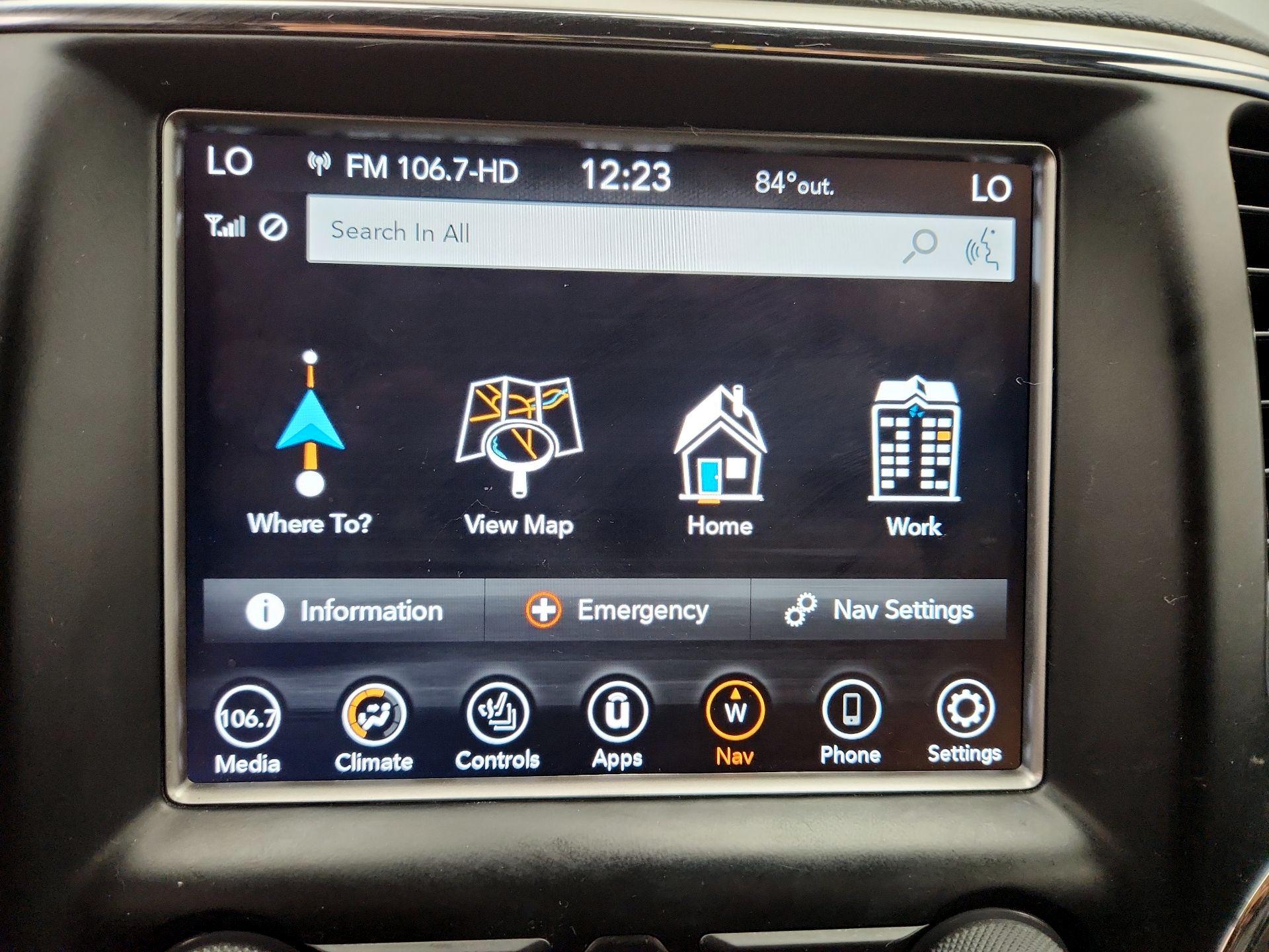 Thumbnail: 2018 Jeep Grand Cherokee - 14
