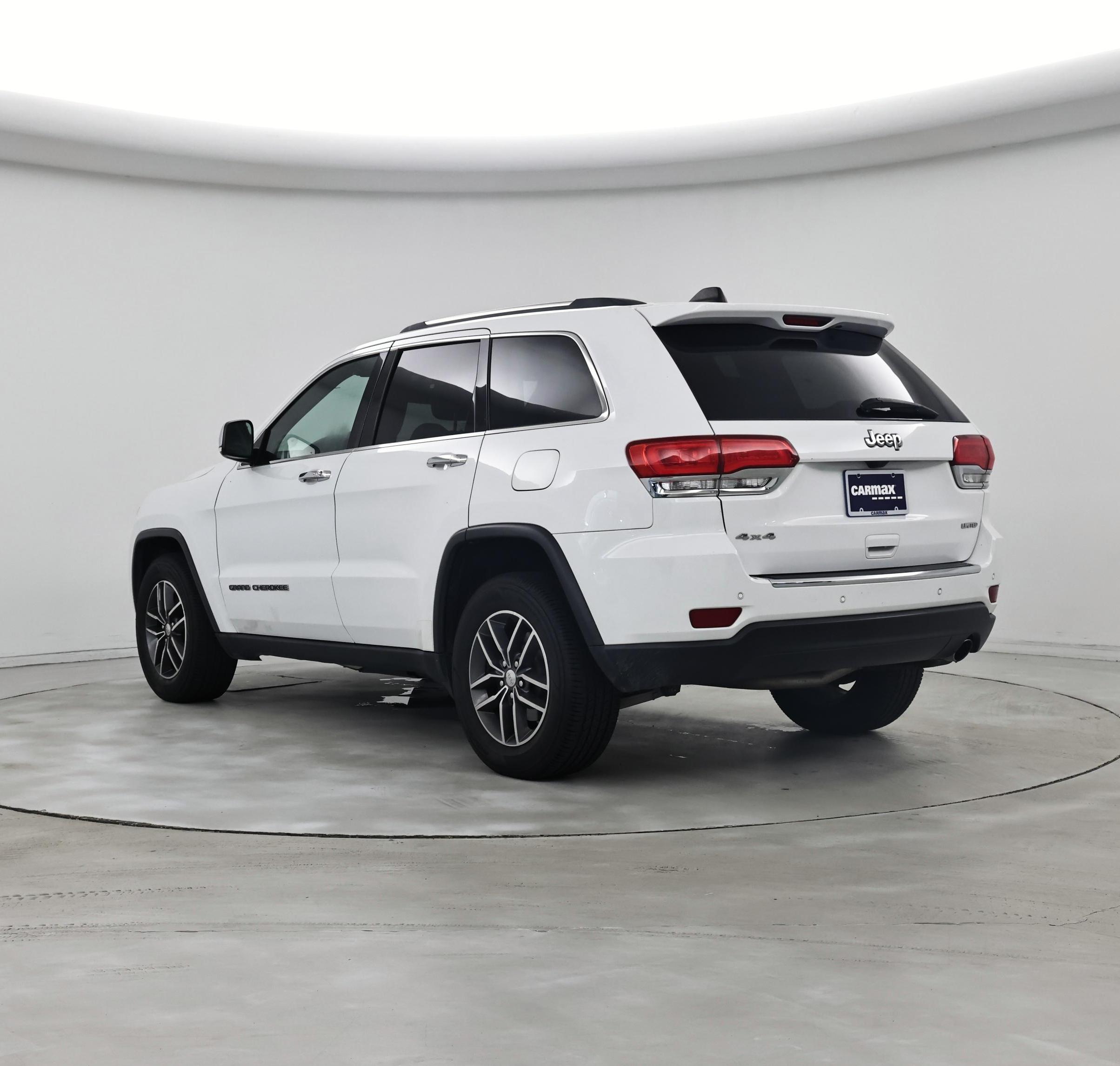 Thumbnail: 2018 Jeep Grand Cherokee - 2