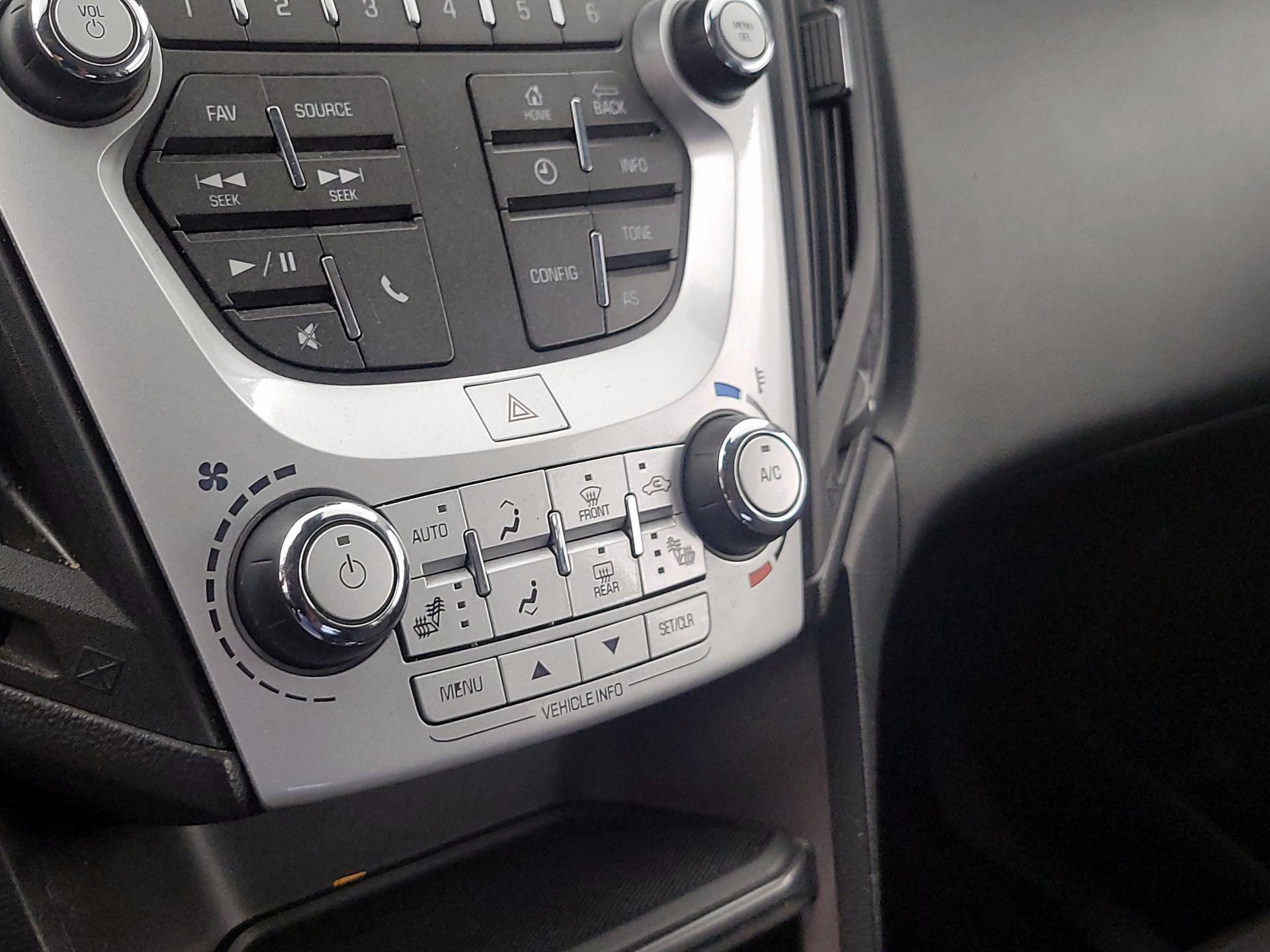 Thumbnail: 2016 Chevrolet Equinox - 15