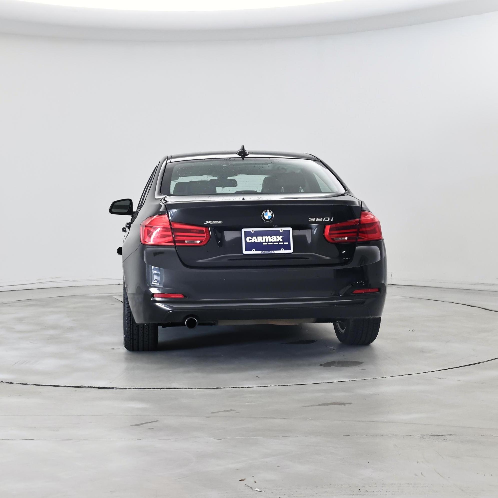 Thumbnail: 2016 BMW 3 Series - 6