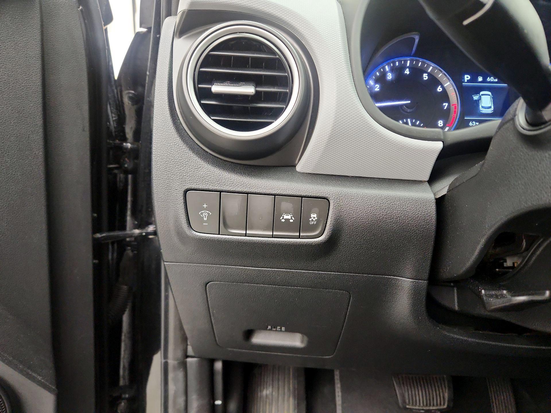 Thumbnail: 2019 Hyundai Kona - 13