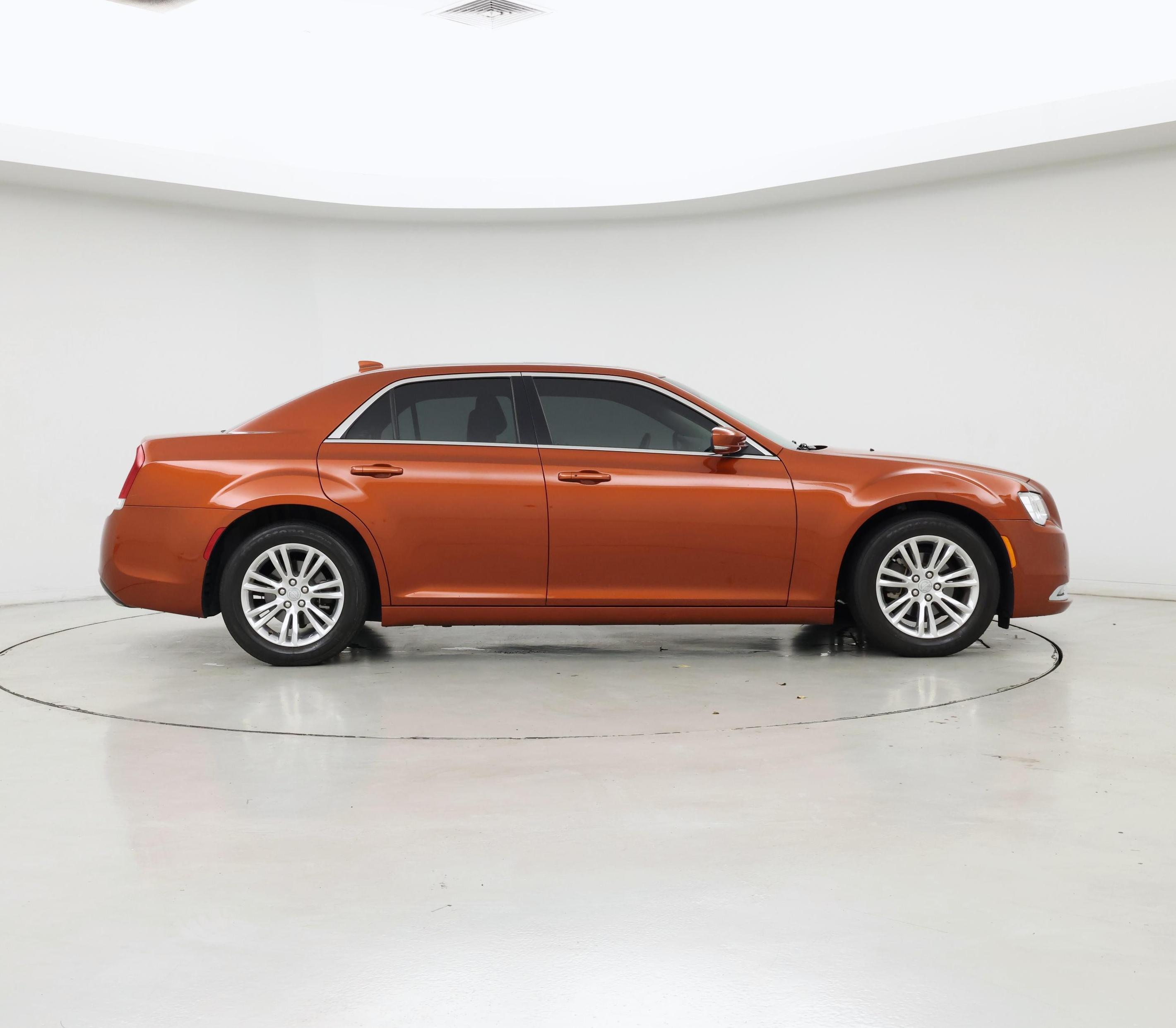 Thumbnail: 2021 Chrysler 300 - 7