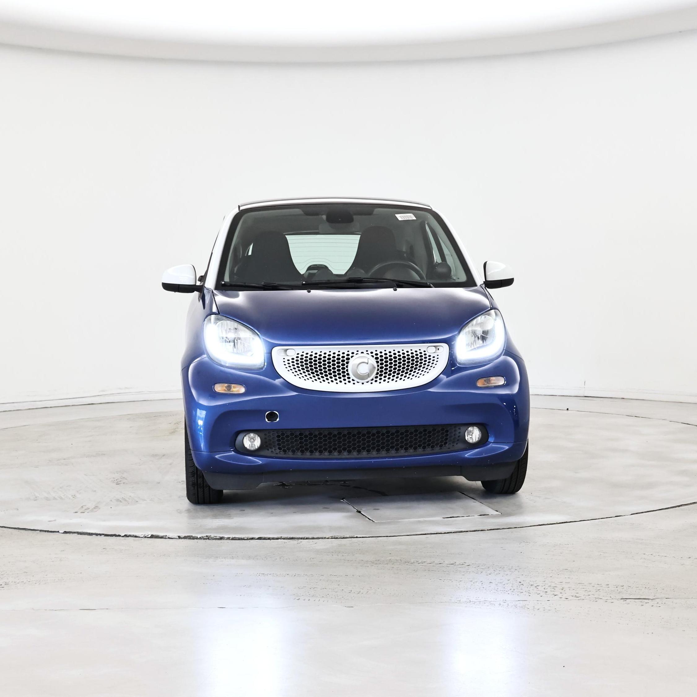 Thumbnail: 2016 smart fortwo - 5
