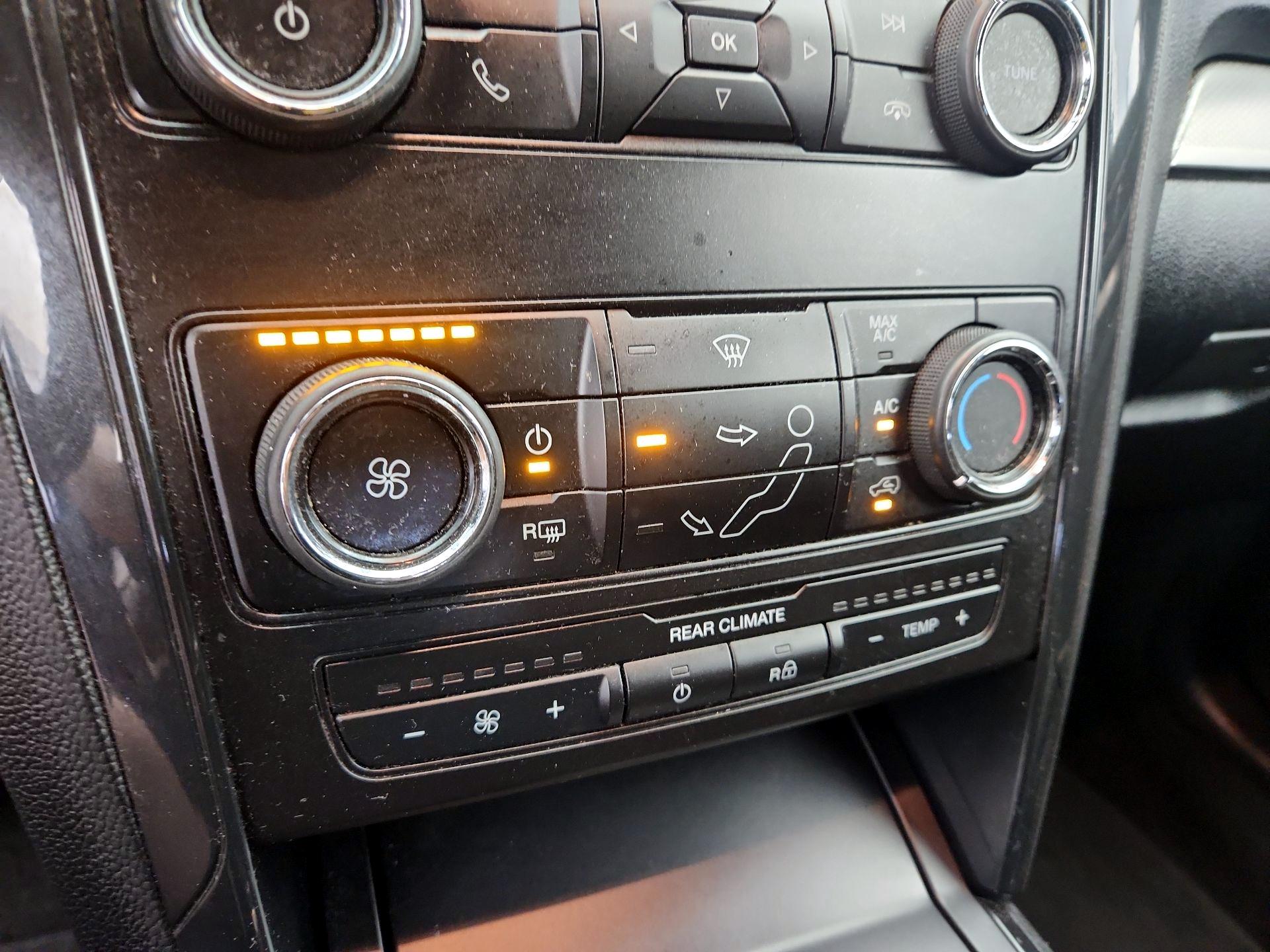 Thumbnail: 2019 Ford Explorer - 16