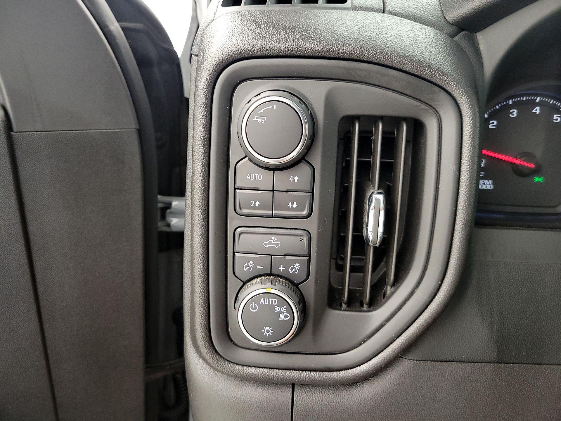 Thumbnail: 2024 Chevrolet Silverado 1500 - 13