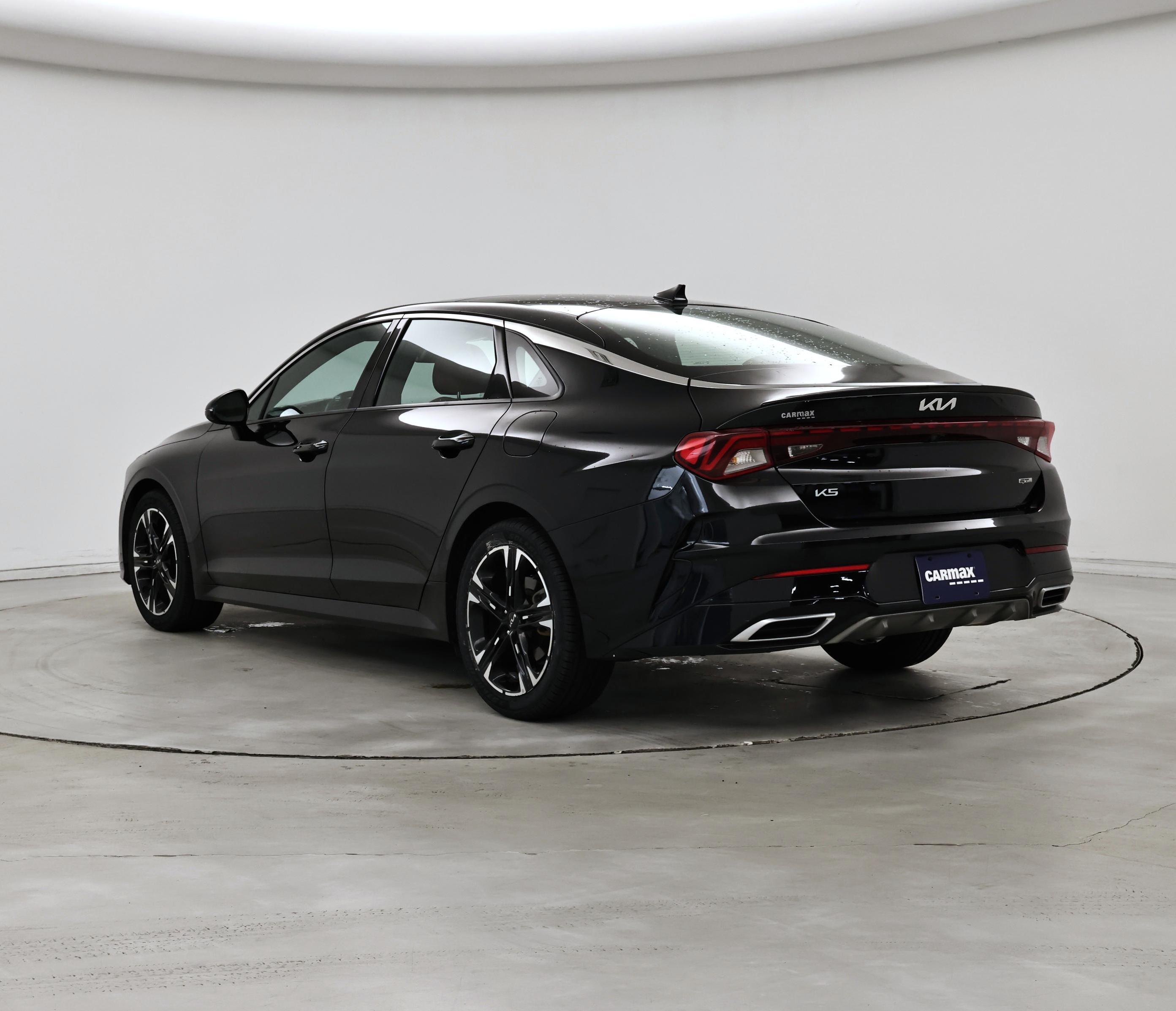Thumbnail: 2023 Kia K5 - 2