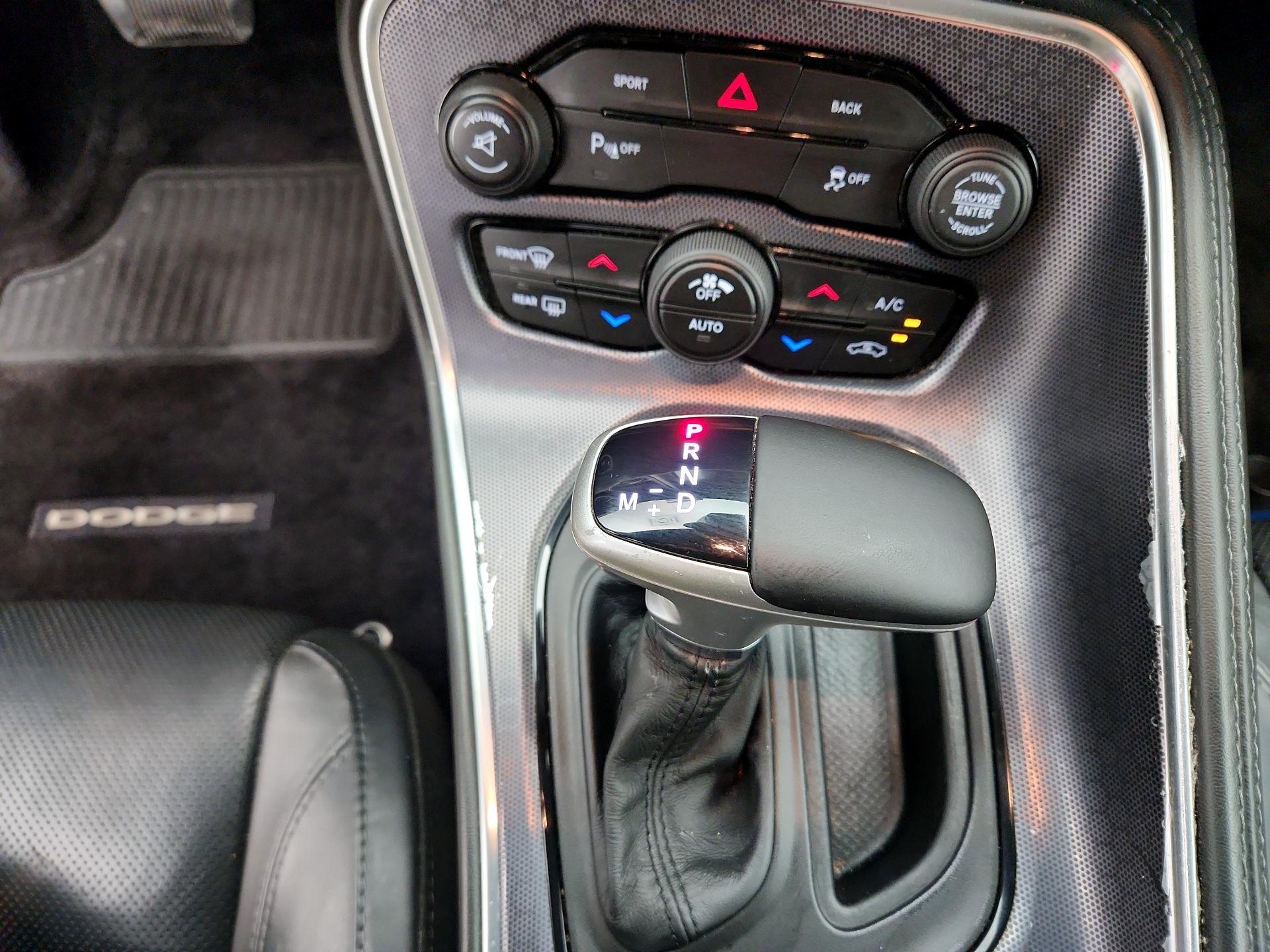 Thumbnail: 2016 Dodge Challenger - 17