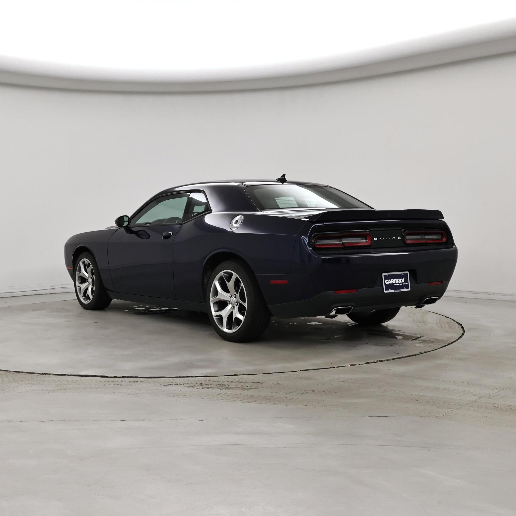 Thumbnail: 2016 Dodge Challenger - 2