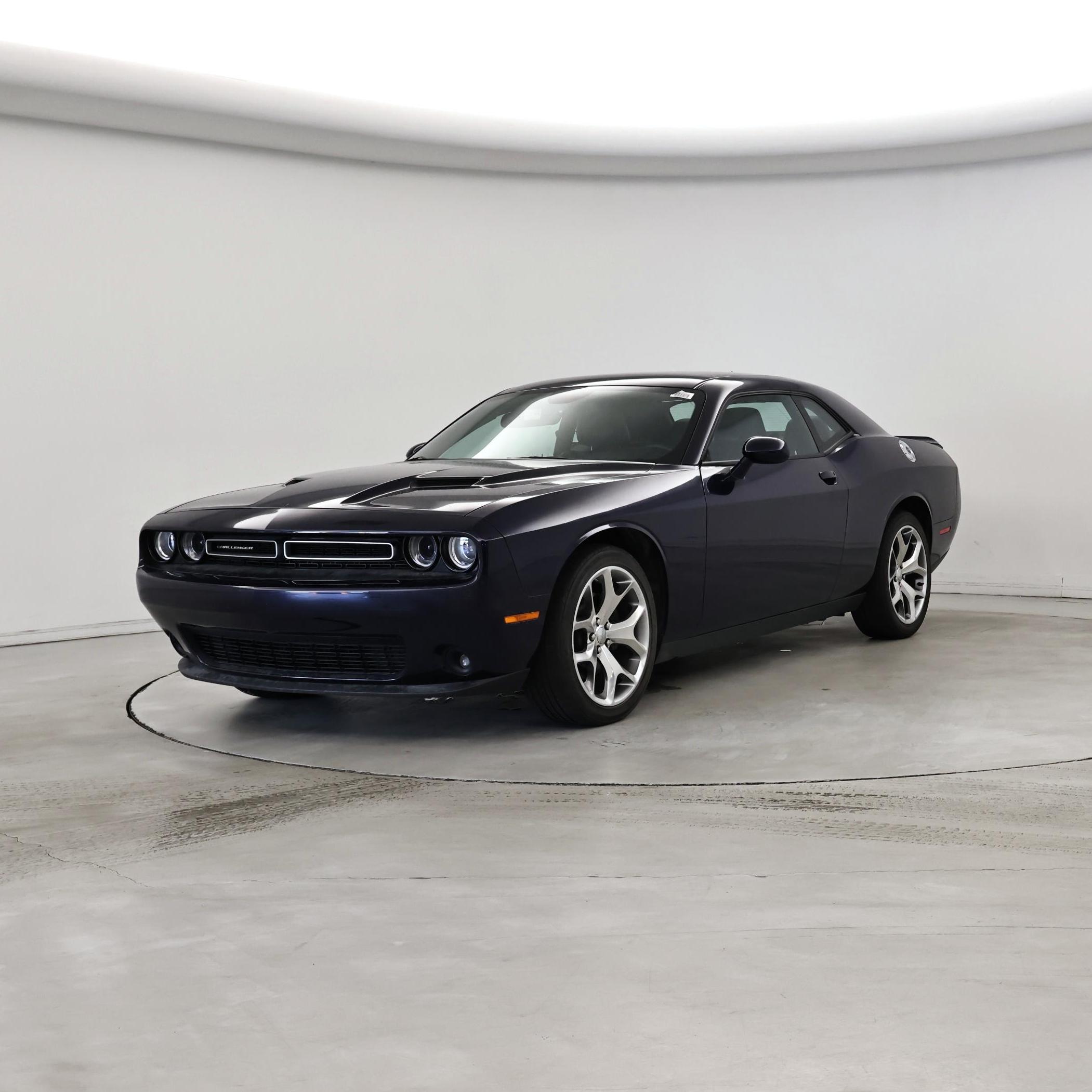 Thumbnail: 2016 Dodge Challenger - 4