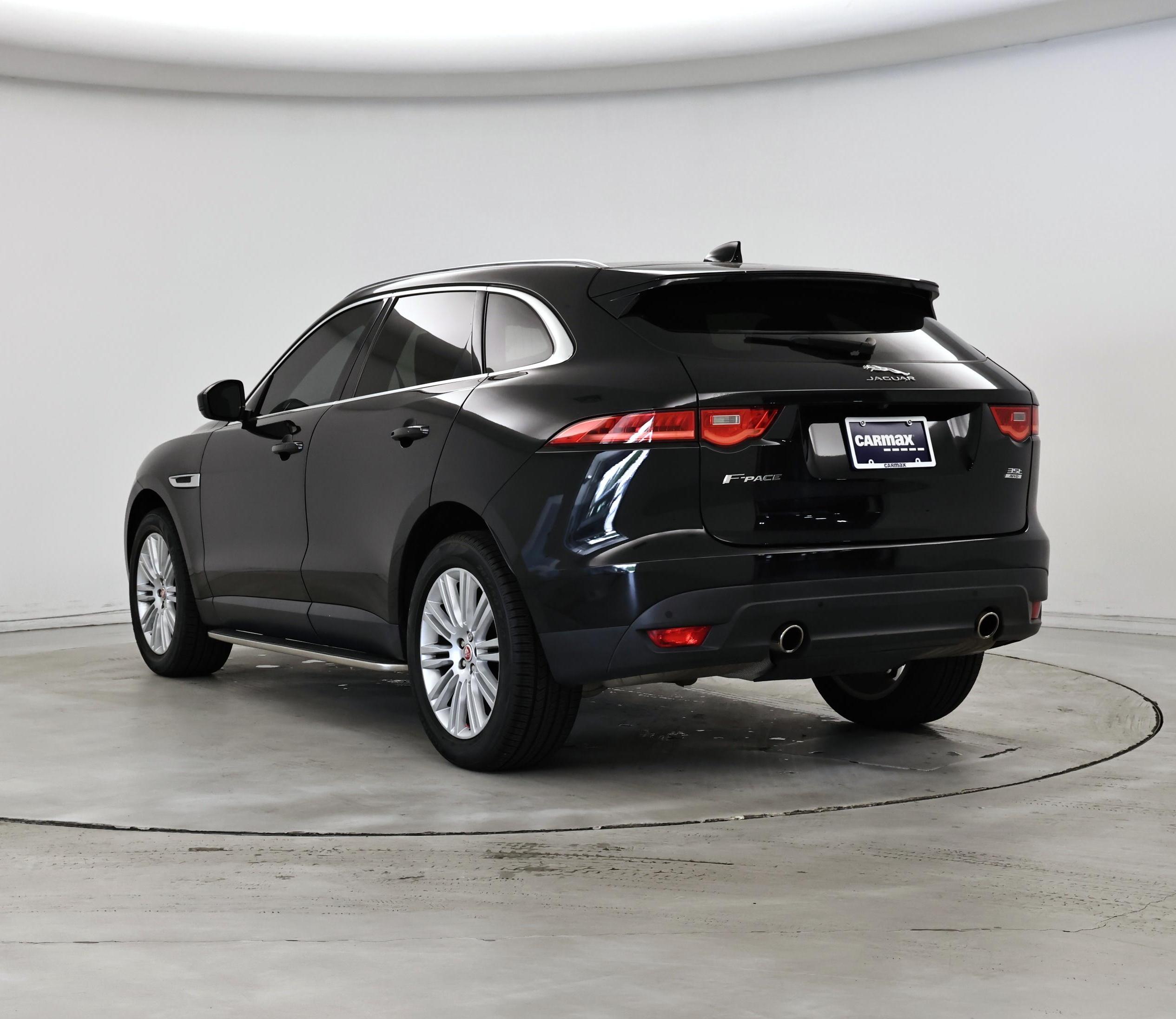 Thumbnail: 2018 Jaguar F-Pace - 2