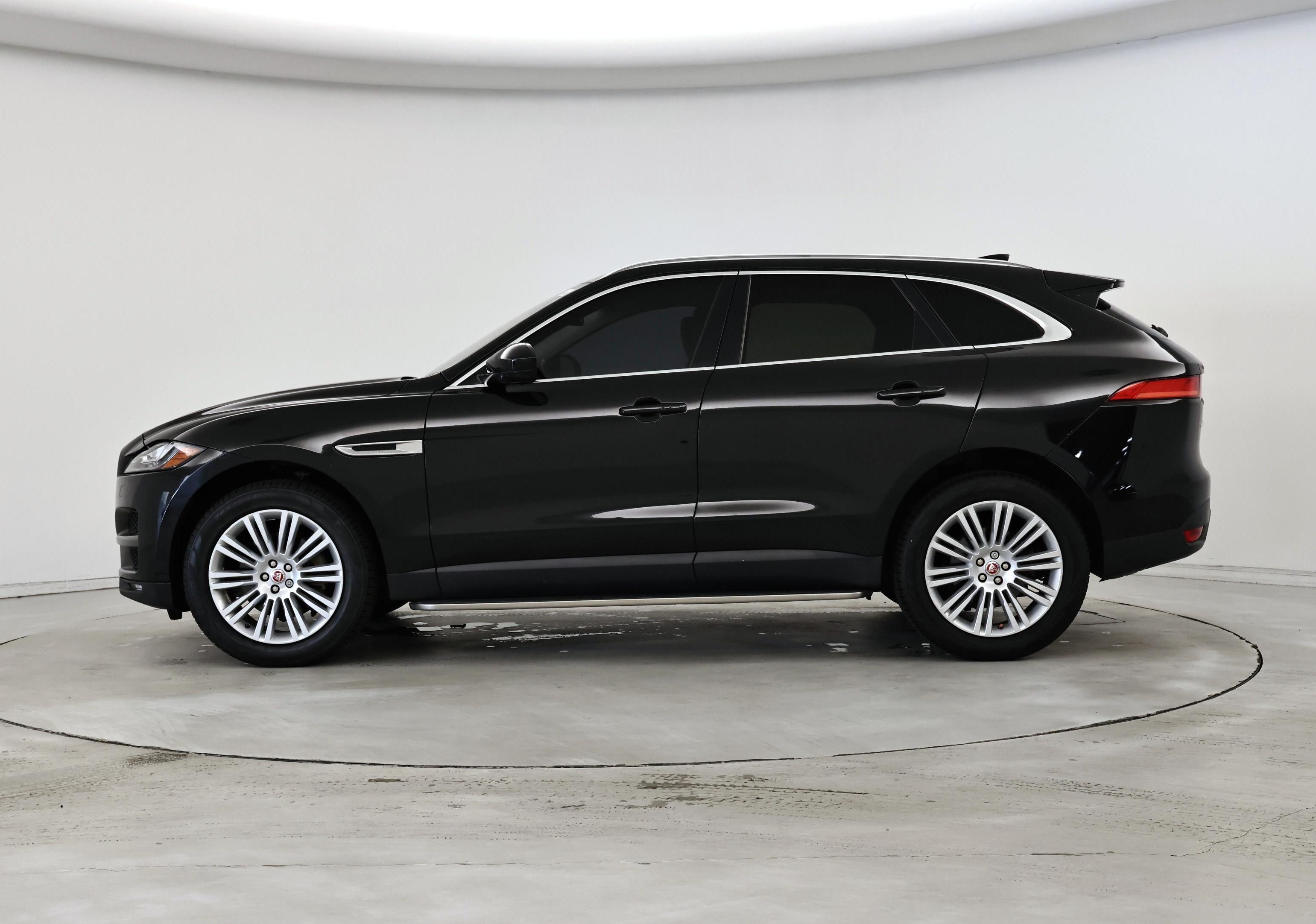 Thumbnail: 2018 Jaguar F-Pace - 3