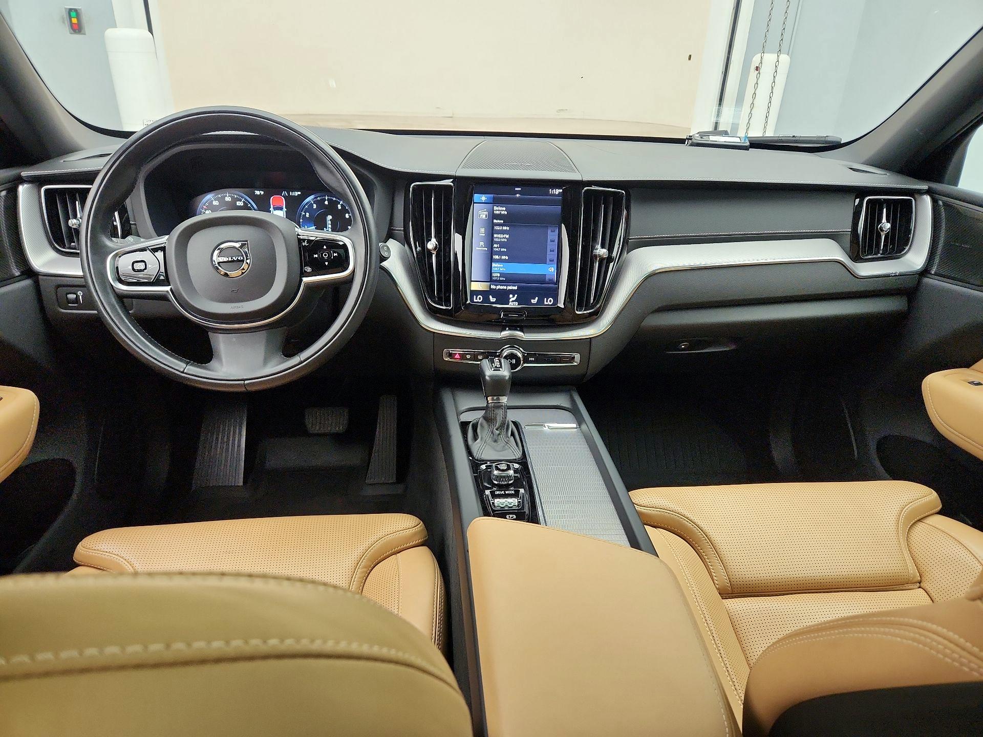 Thumbnail: 2019 Volvo XC60 - 9