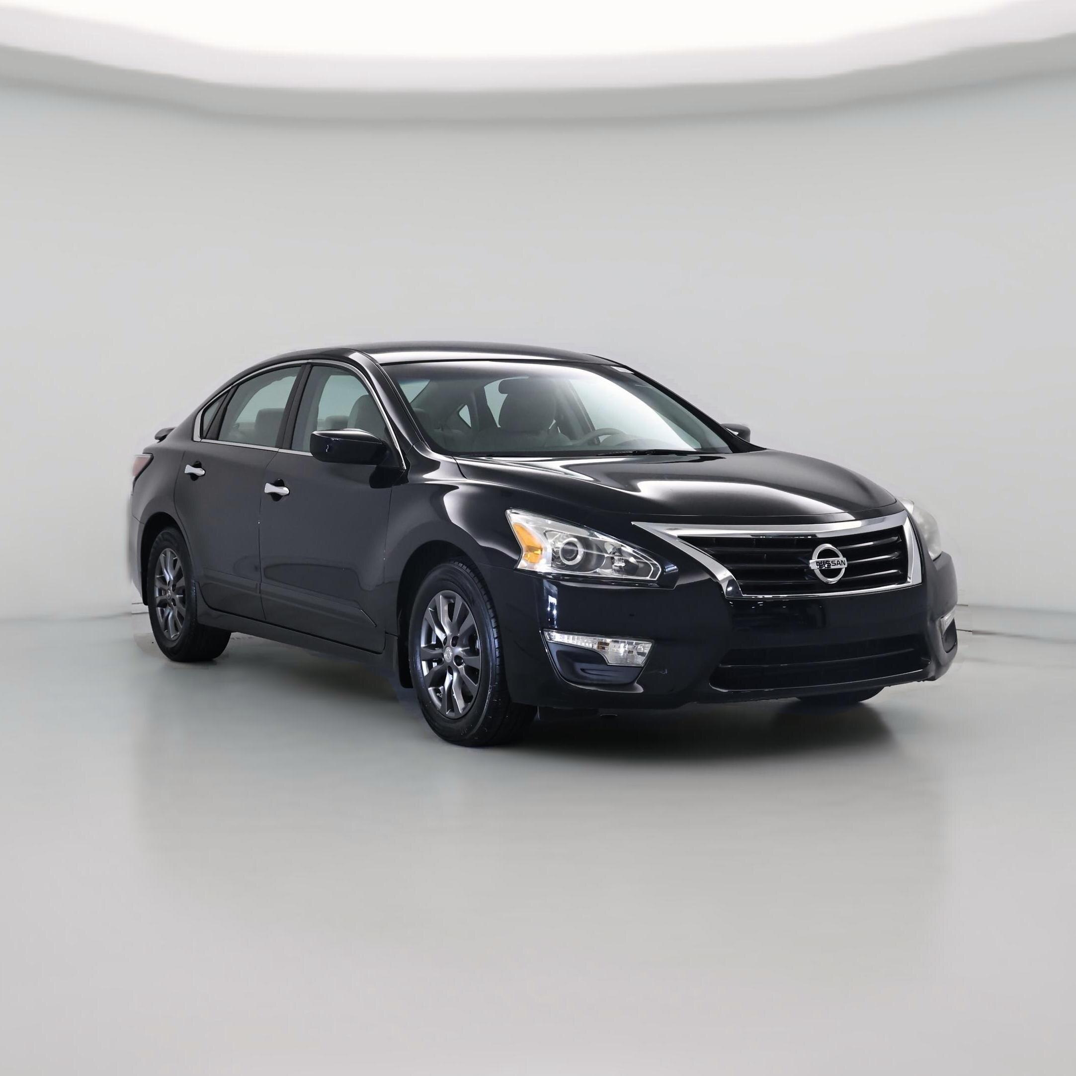 Thumbnail: 2015 Nissan Altima - 1