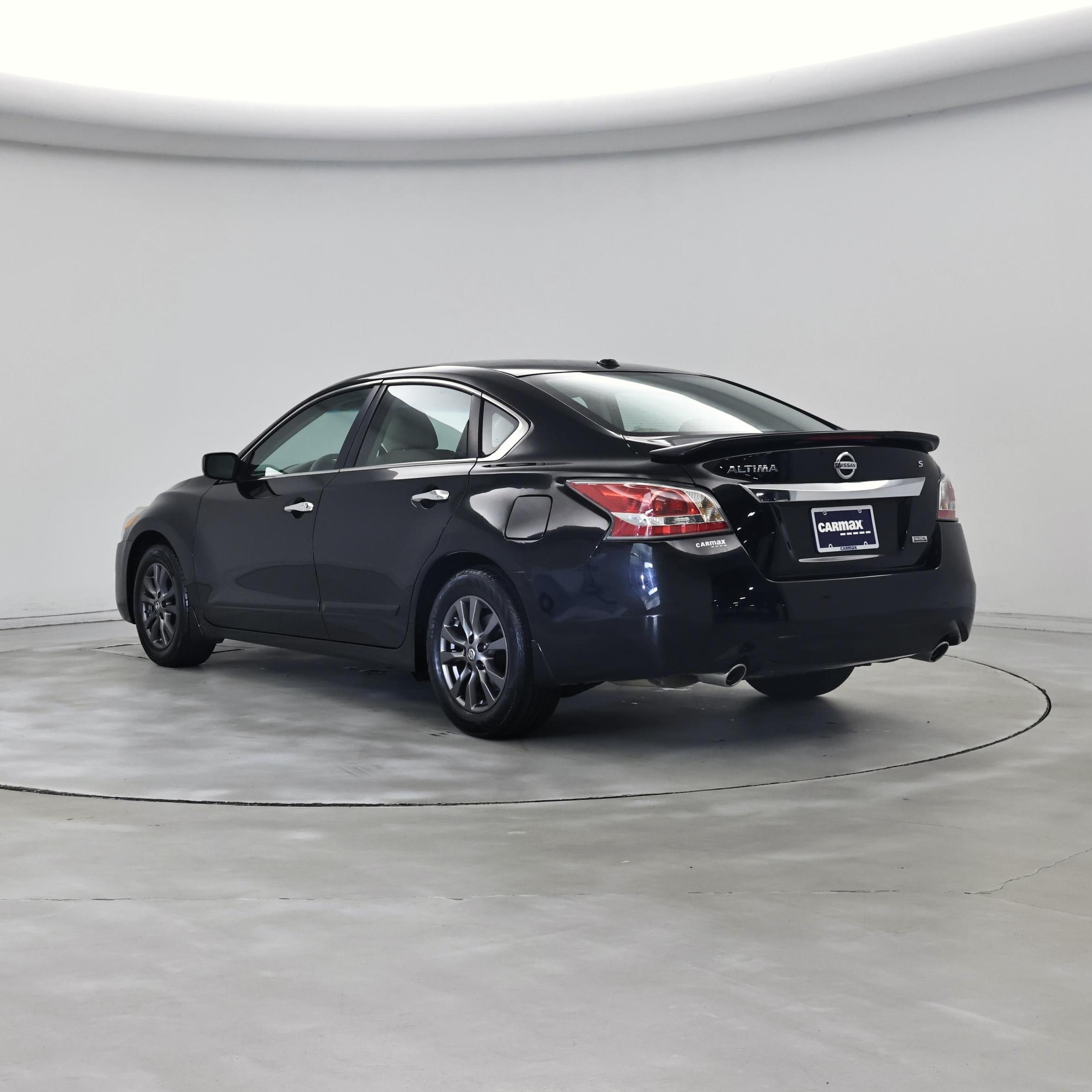 Thumbnail: 2015 Nissan Altima - 2