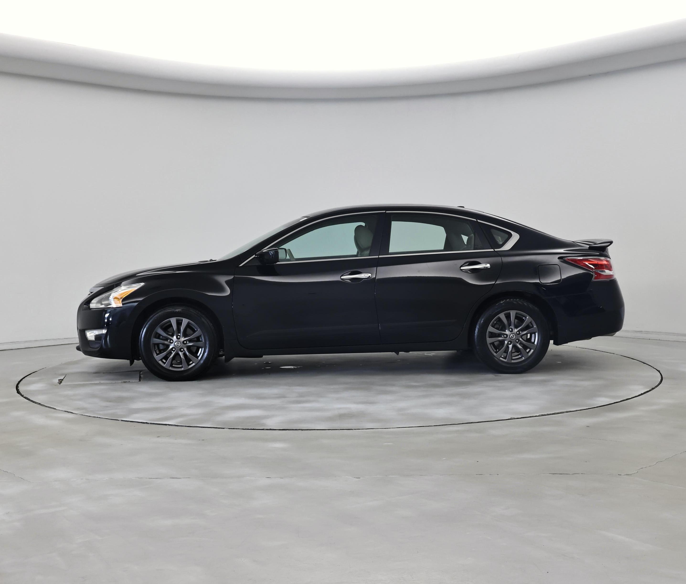 Thumbnail: 2015 Nissan Altima - 3
