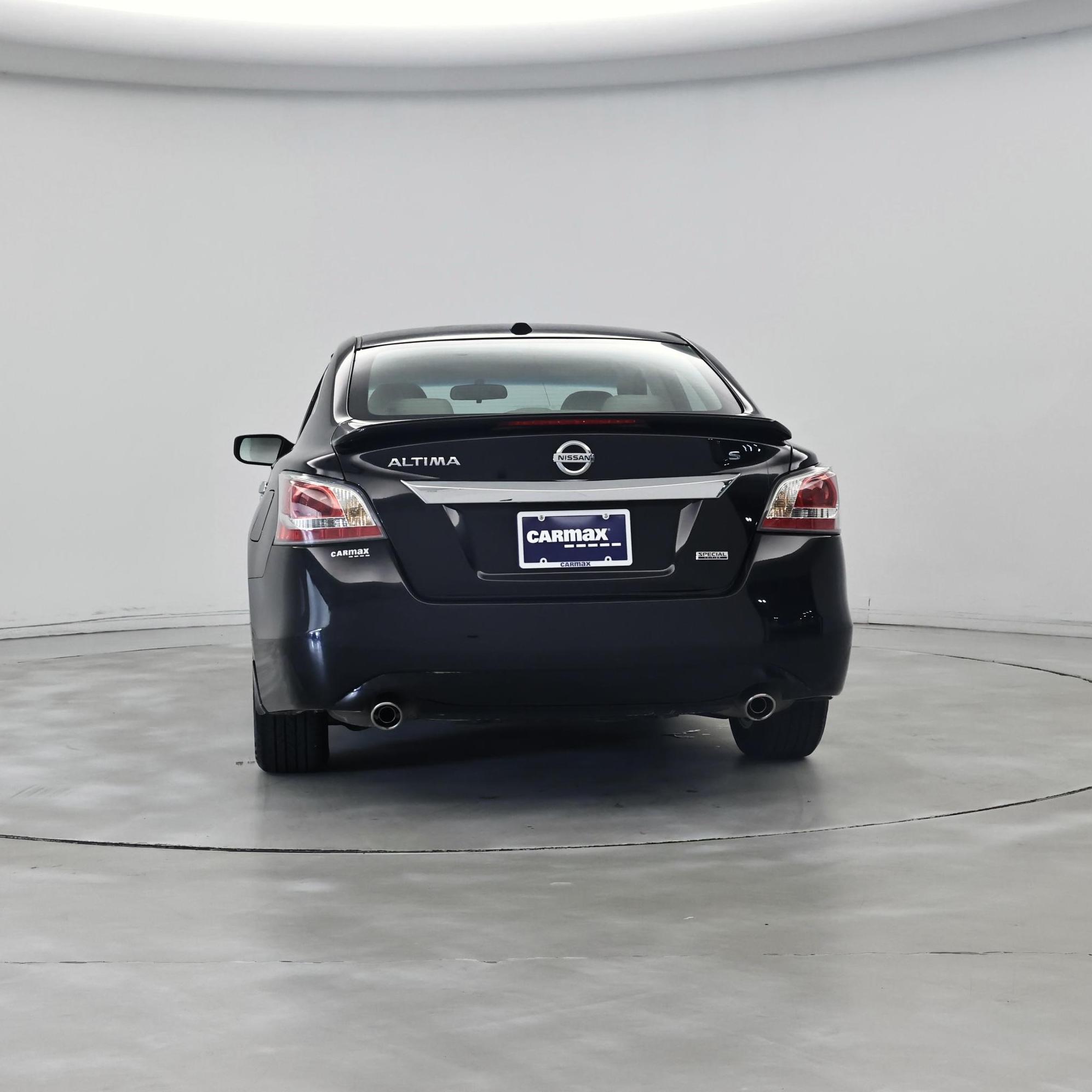Thumbnail: 2015 Nissan Altima - 6