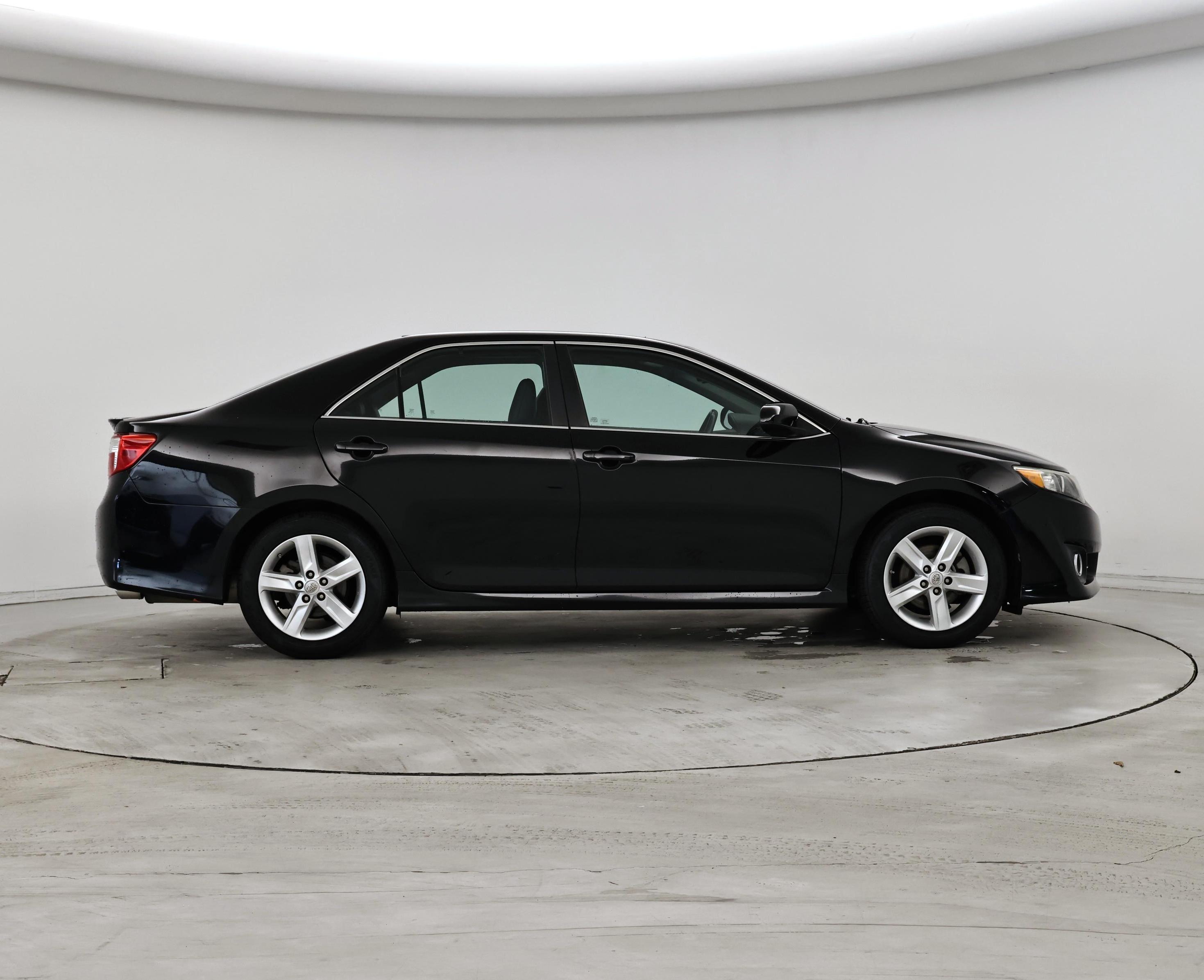 Thumbnail: 2014 Toyota Camry - 7