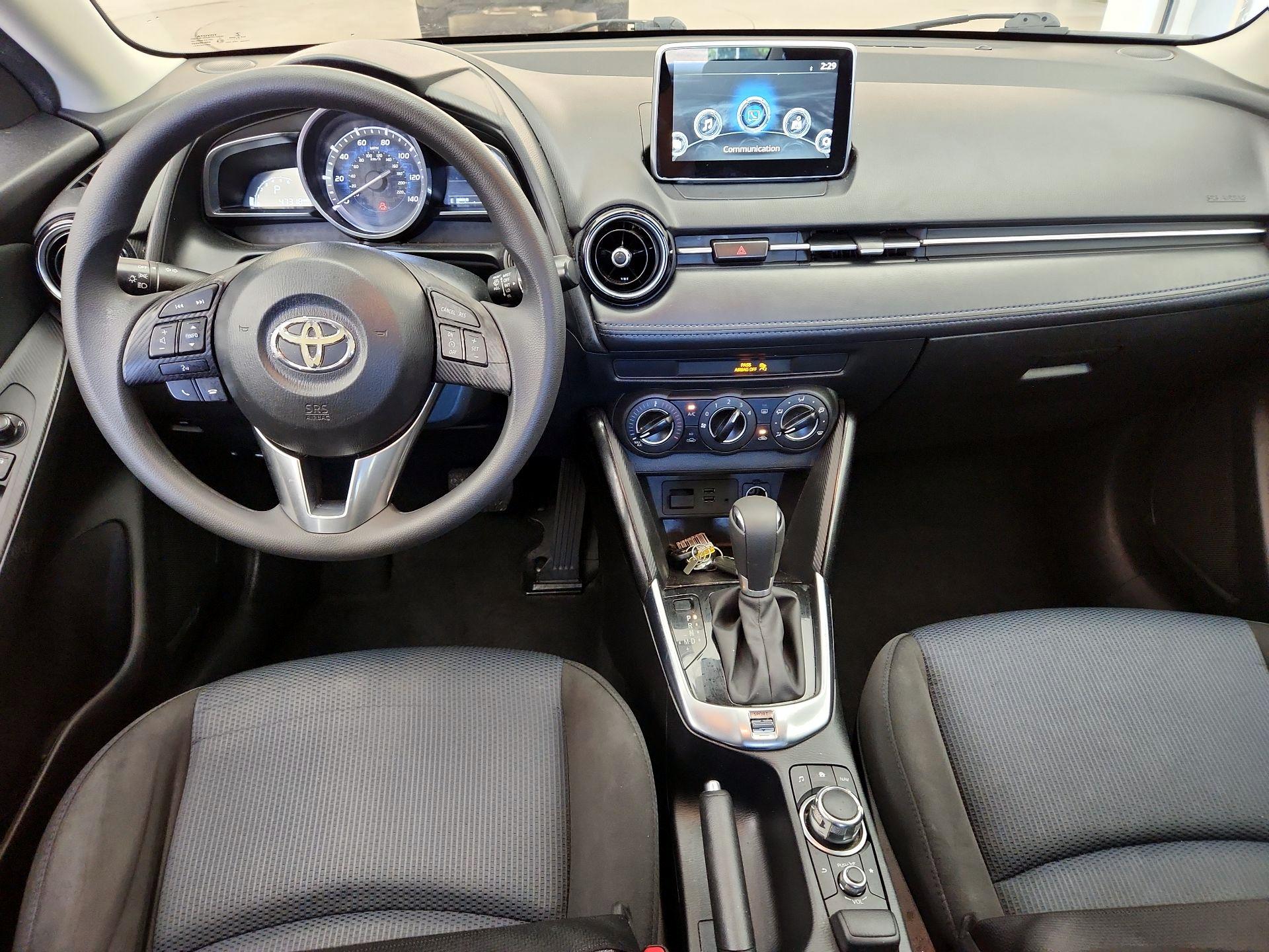 Thumbnail: 2018 Toyota Yaris iA - 9