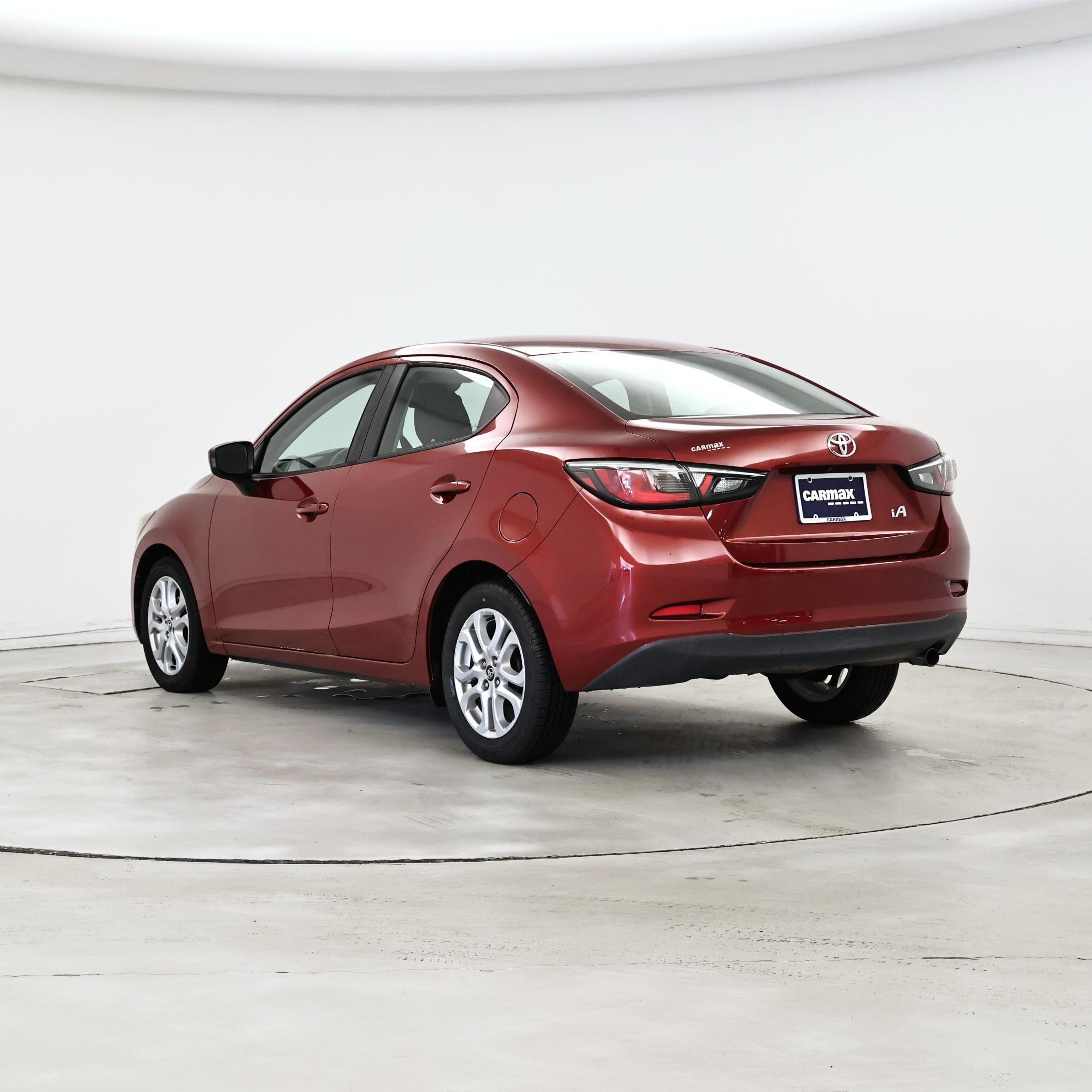 Thumbnail: 2018 Toyota Yaris iA - 2