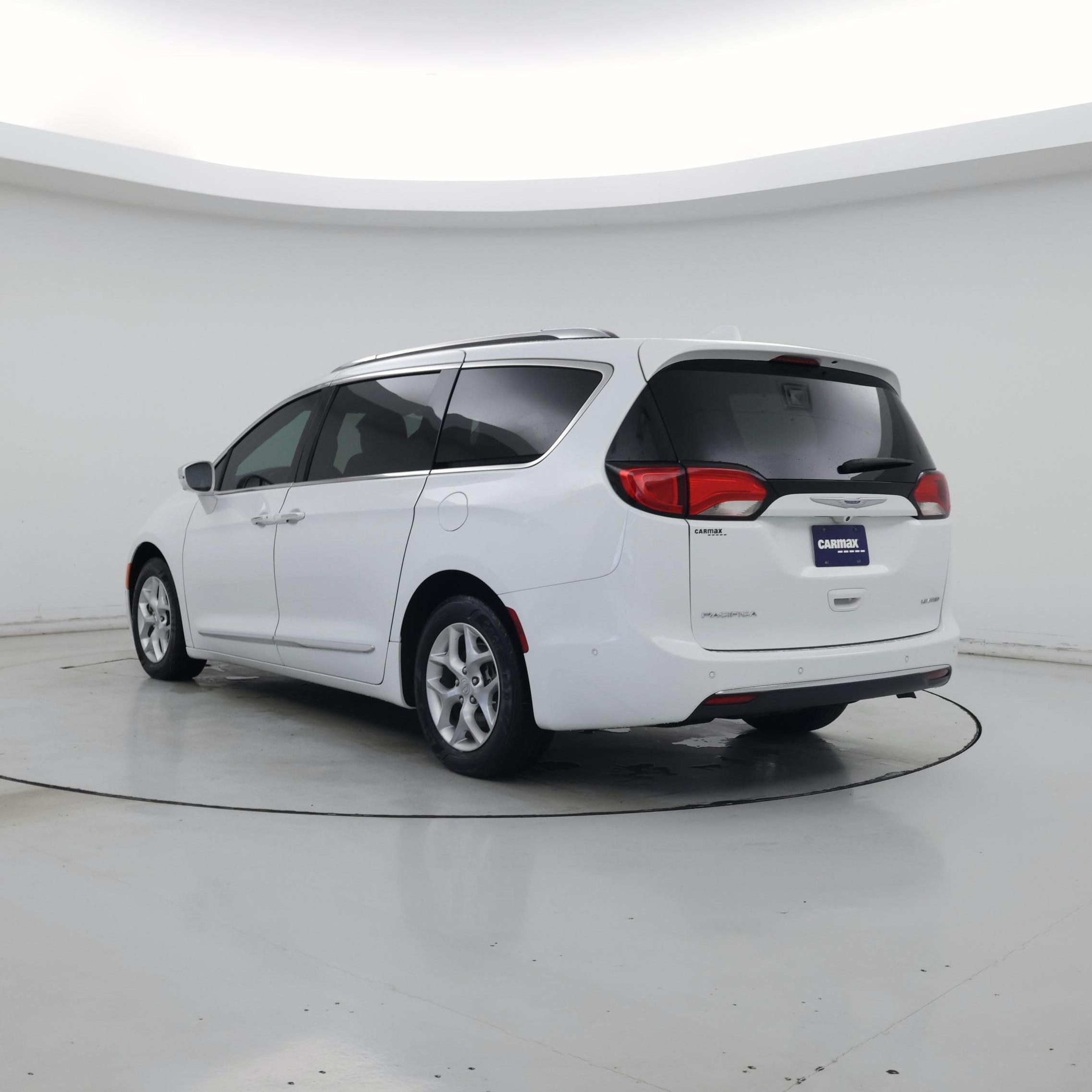 Thumbnail: 2020 Chrysler Pacifica - 2
