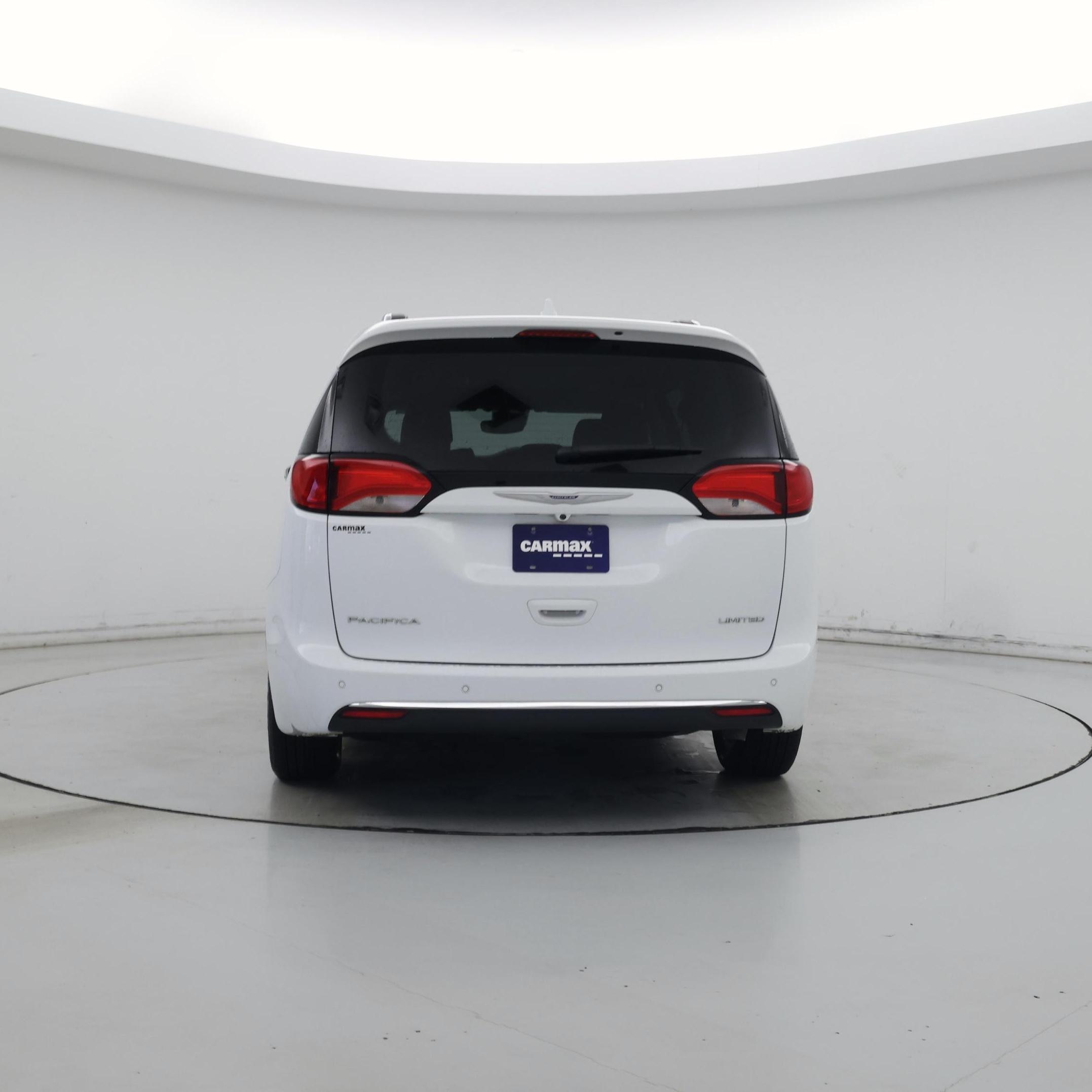 Thumbnail: 2020 Chrysler Pacifica - 6