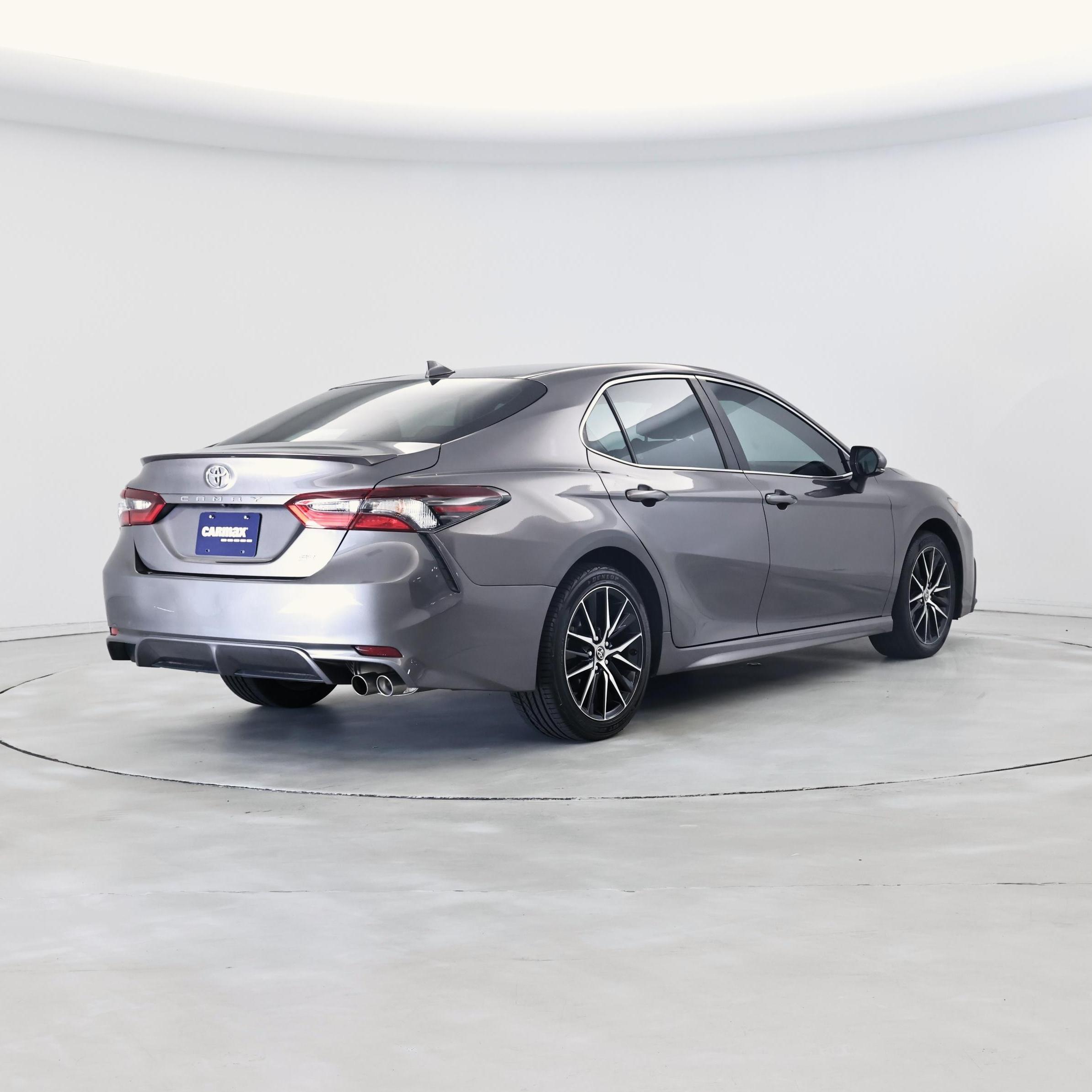 Thumbnail: 2022 Toyota Camry - 8
