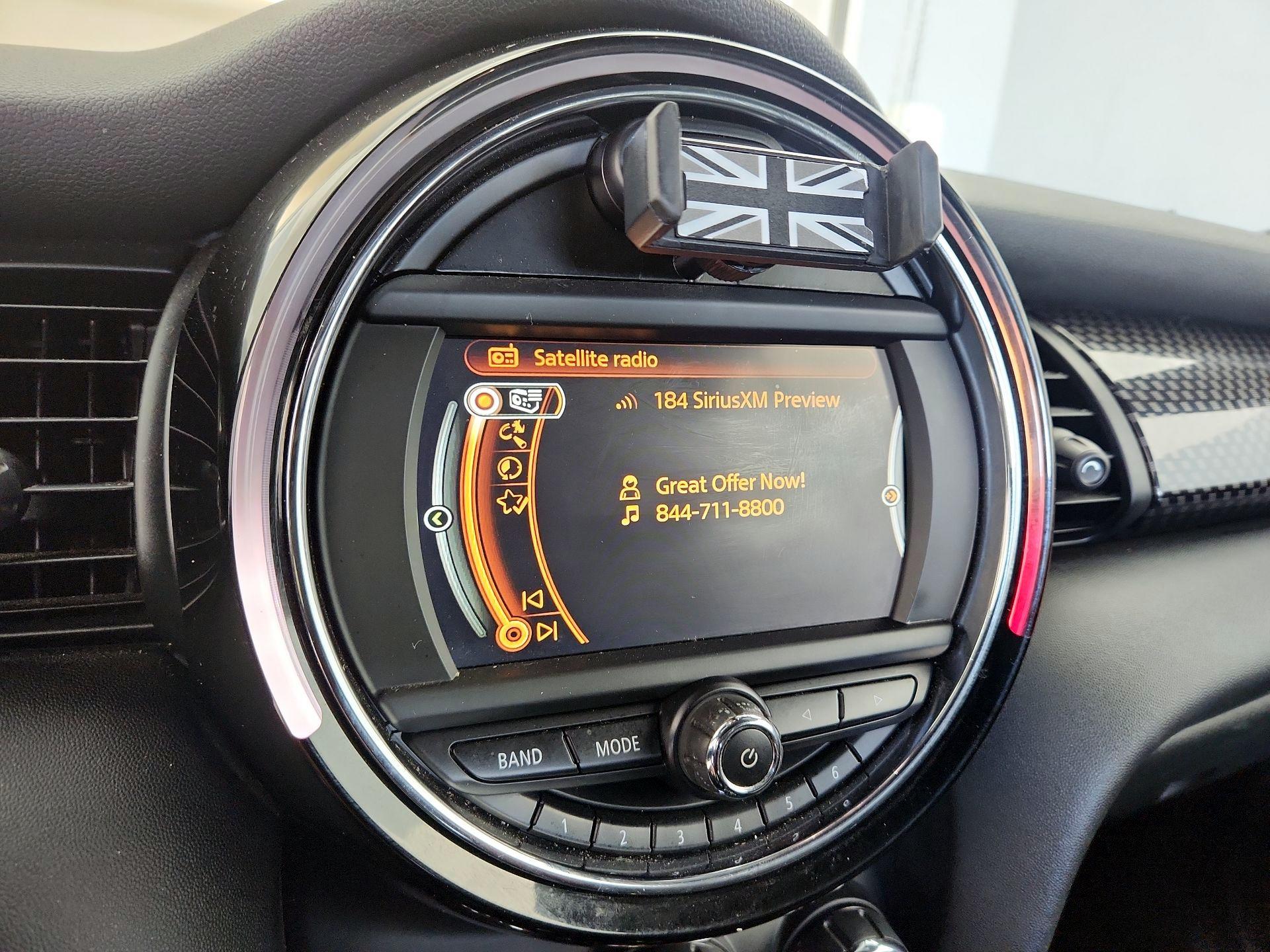 Thumbnail: 2017 MINI Cooper - 15