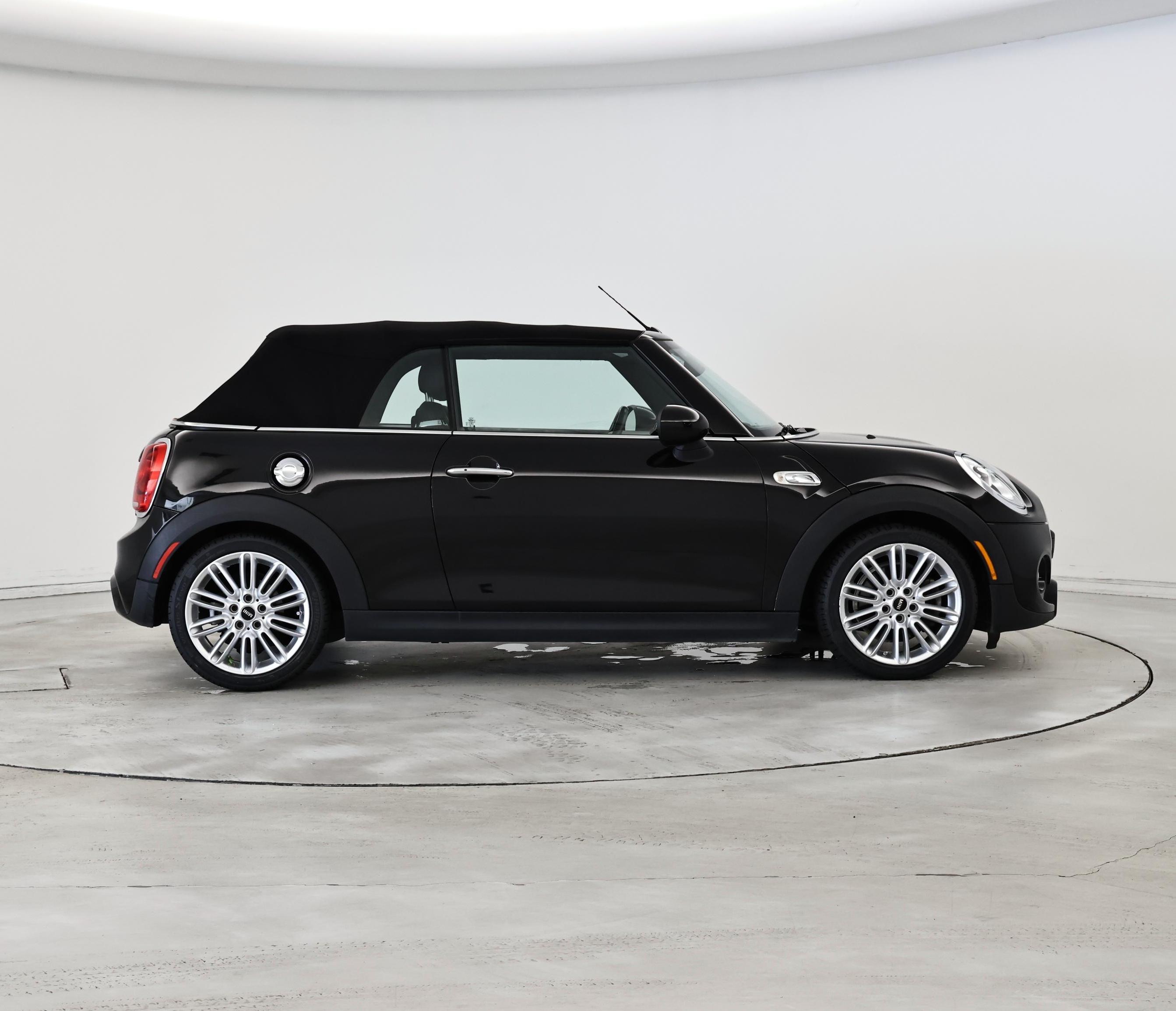 Thumbnail: 2017 MINI Cooper - 7