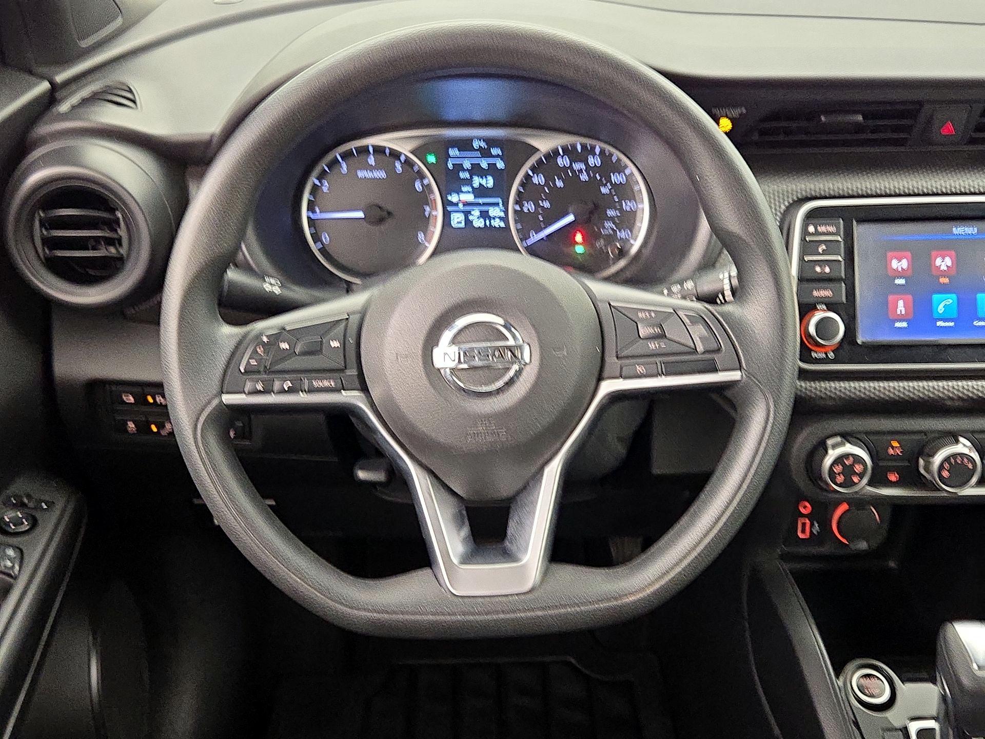Thumbnail: 2020 Nissan Kicks - 10
