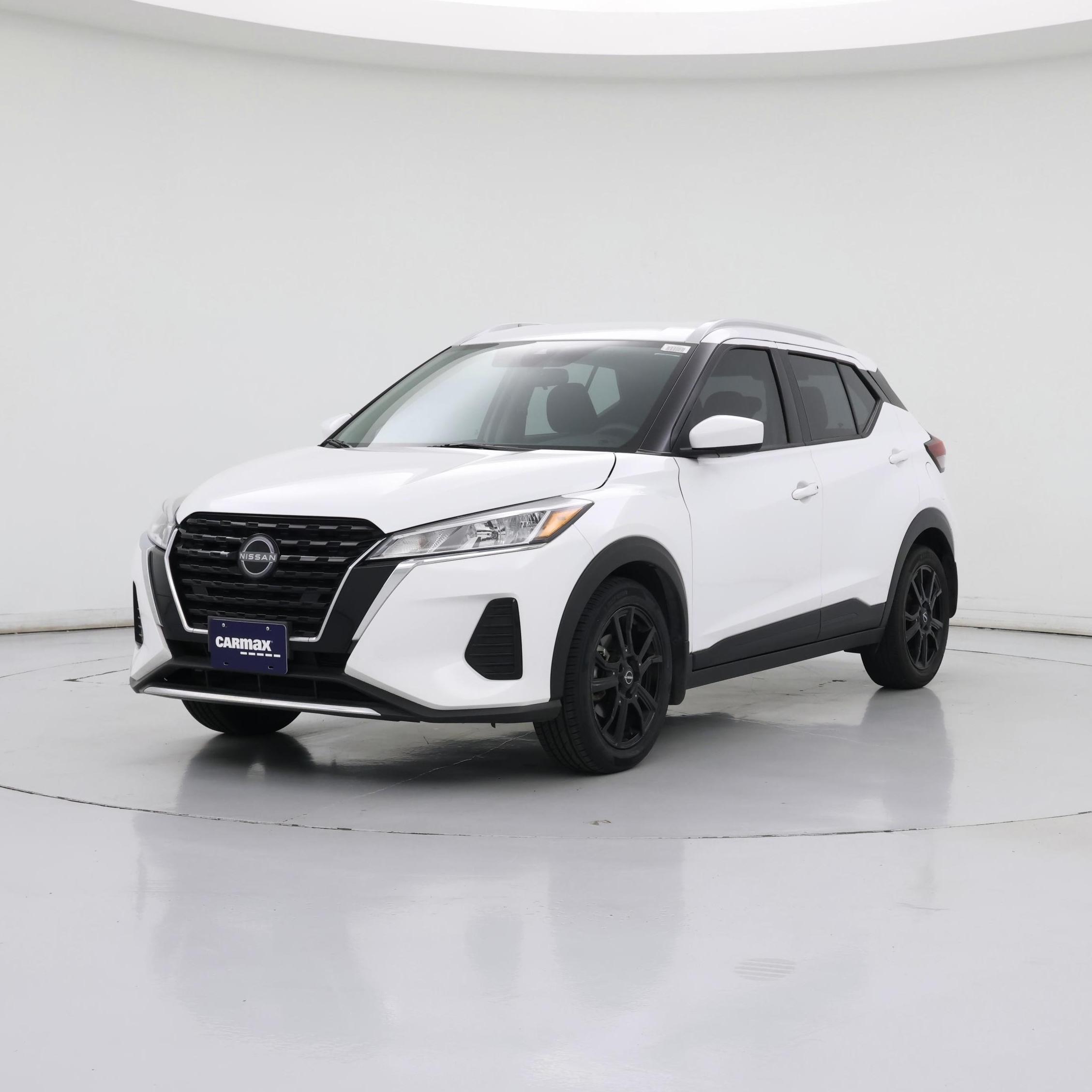 Thumbnail: 2022 Nissan Kicks - 4