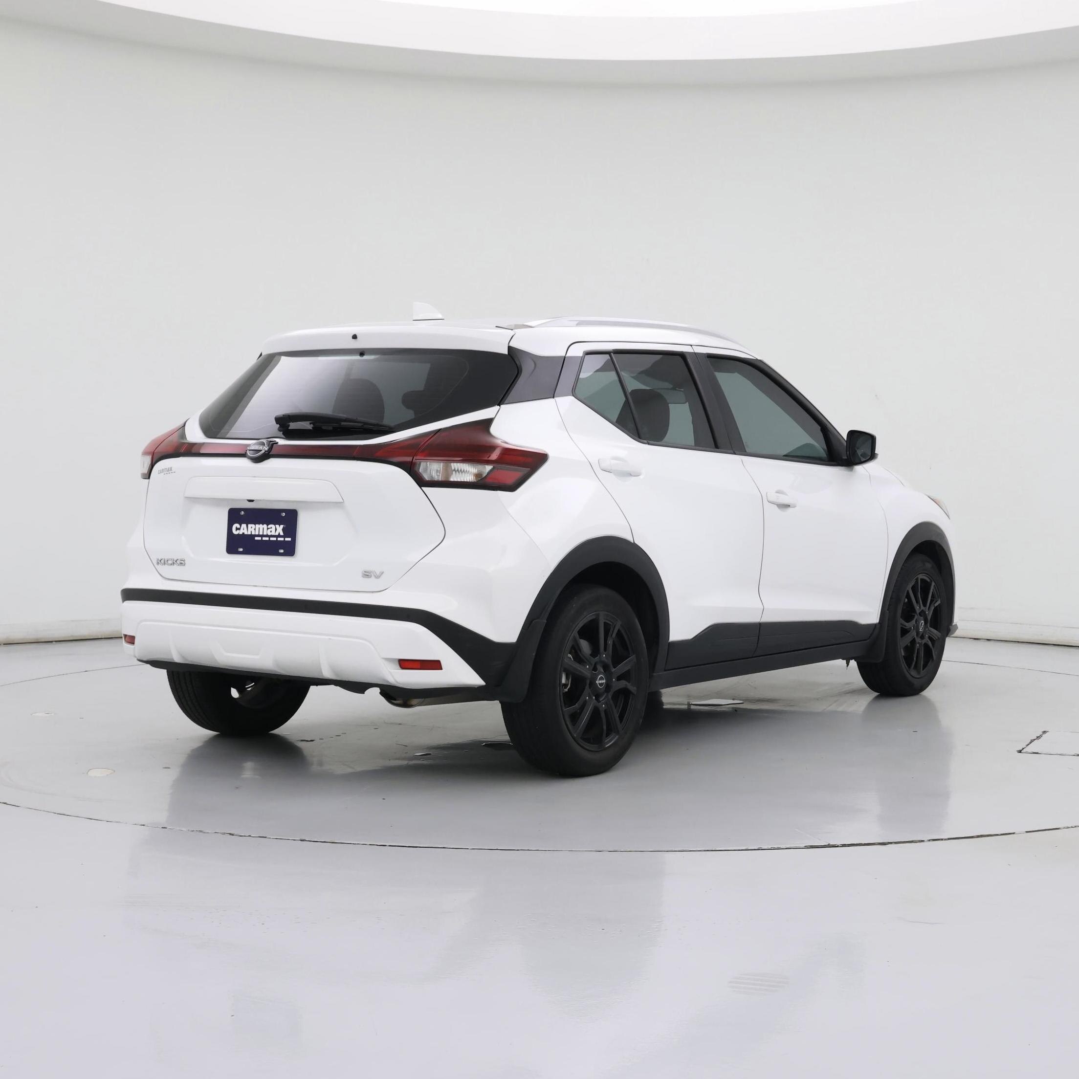 Thumbnail: 2022 Nissan Kicks - 8