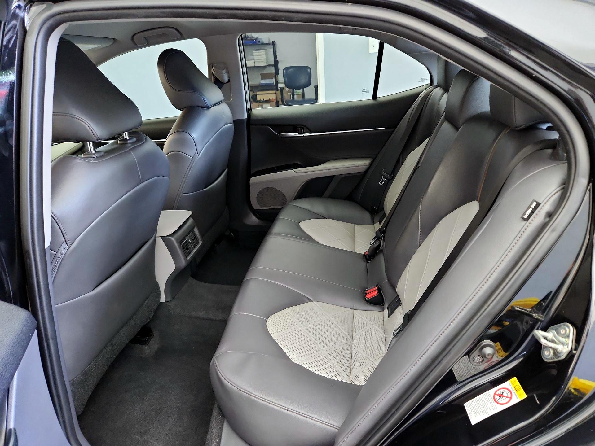 Thumbnail: 2018 Toyota Camry - 19
