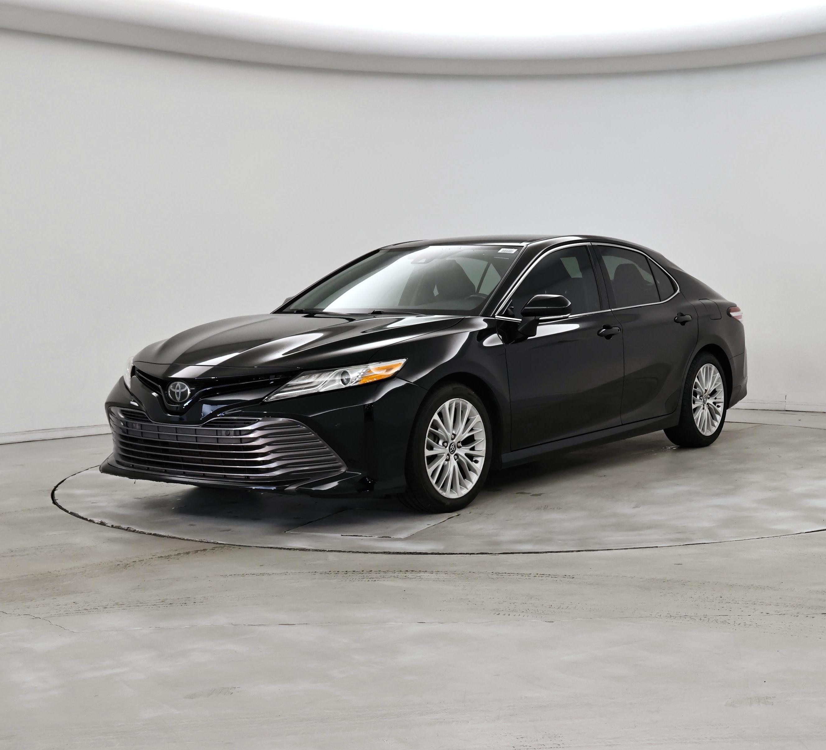 Thumbnail: 2018 Toyota Camry - 4