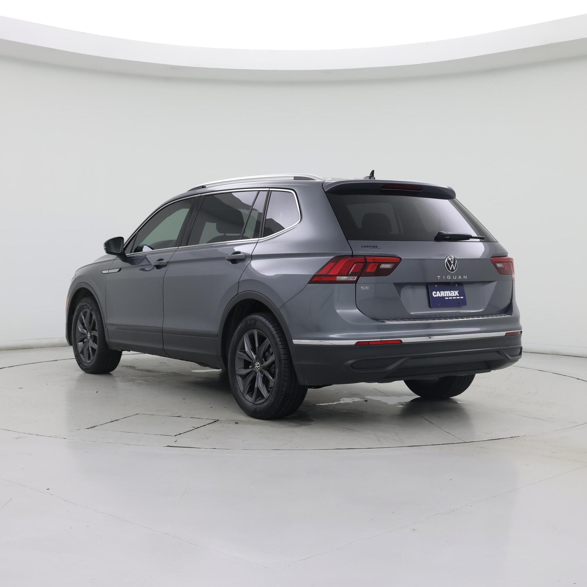 Thumbnail: 2022 Volkswagen Tiguan - 2