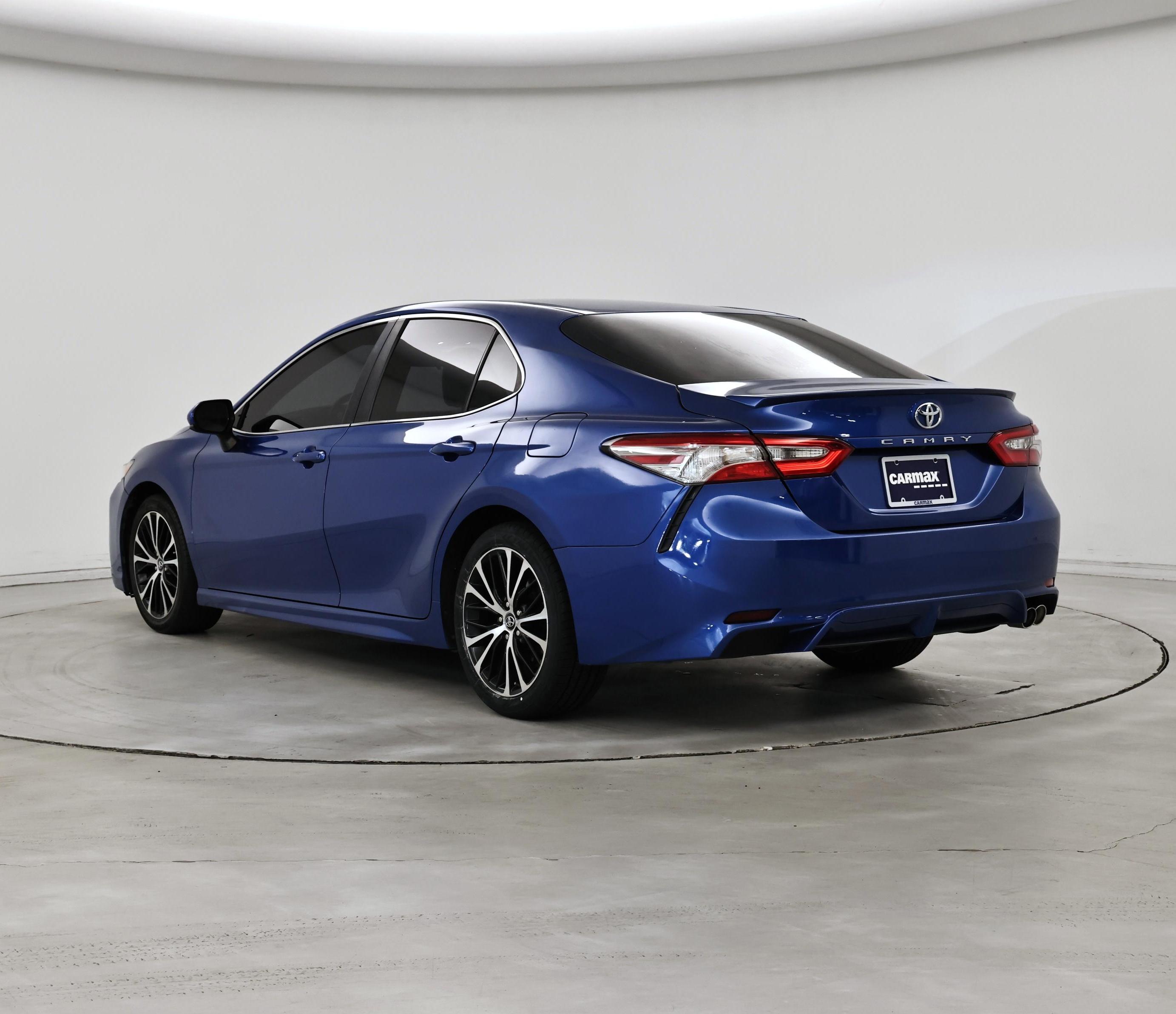 Thumbnail: 2018 Toyota Camry - 2